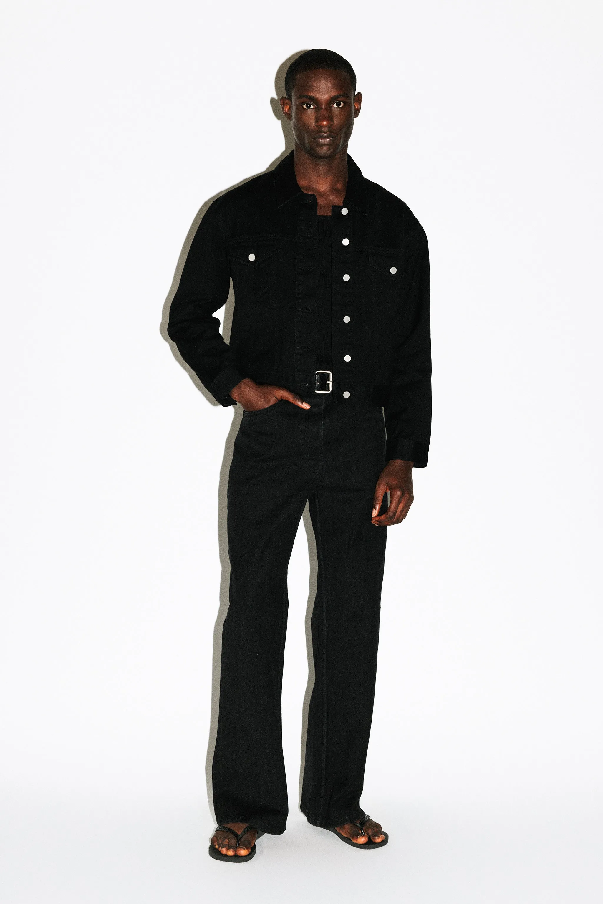 Hollyridge Relaxed Bootcut Jeans | Black sold by California Arts