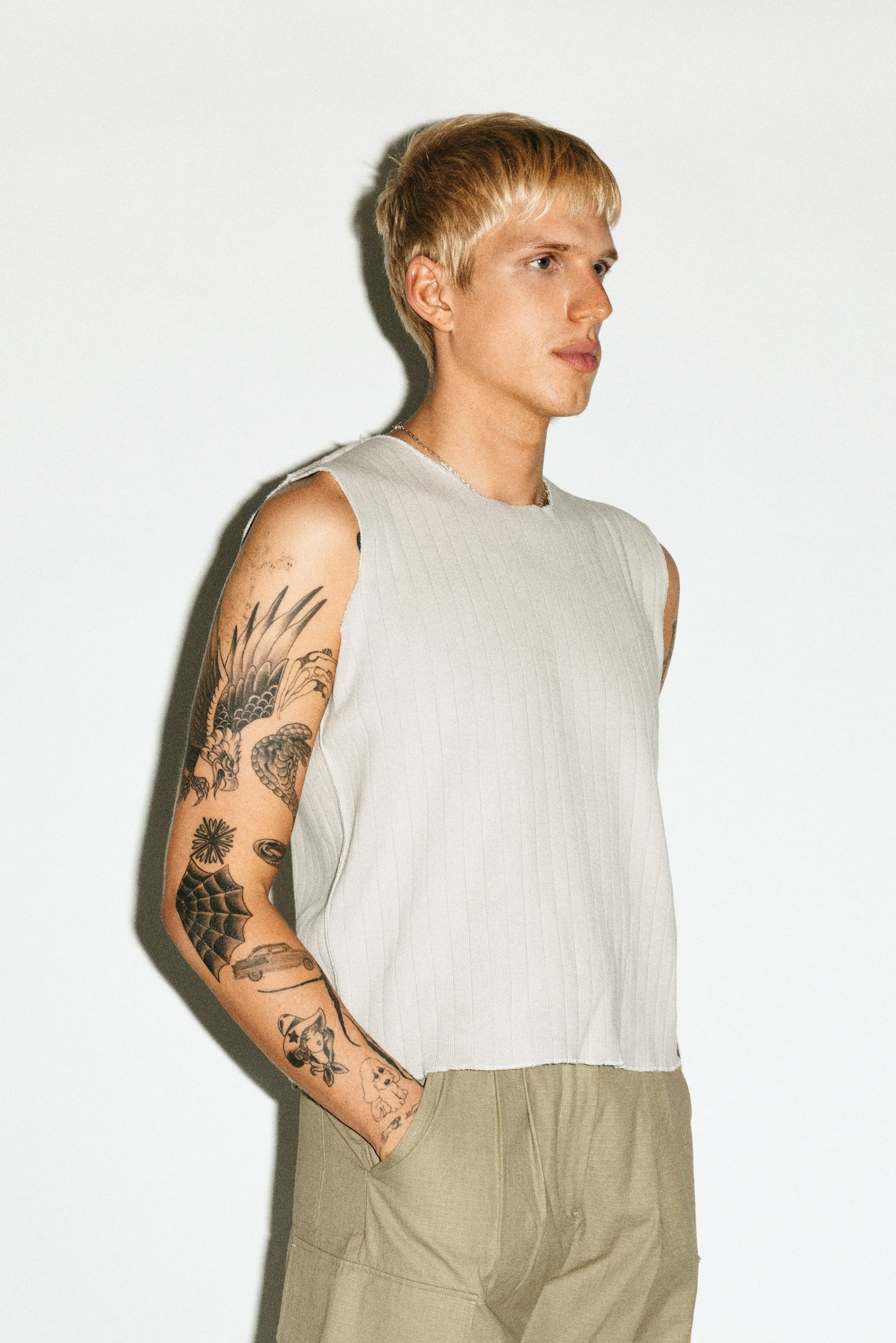 Camden Raw-Edge Muscle Tank | Dune sold by California Arts product image thumbnail 2