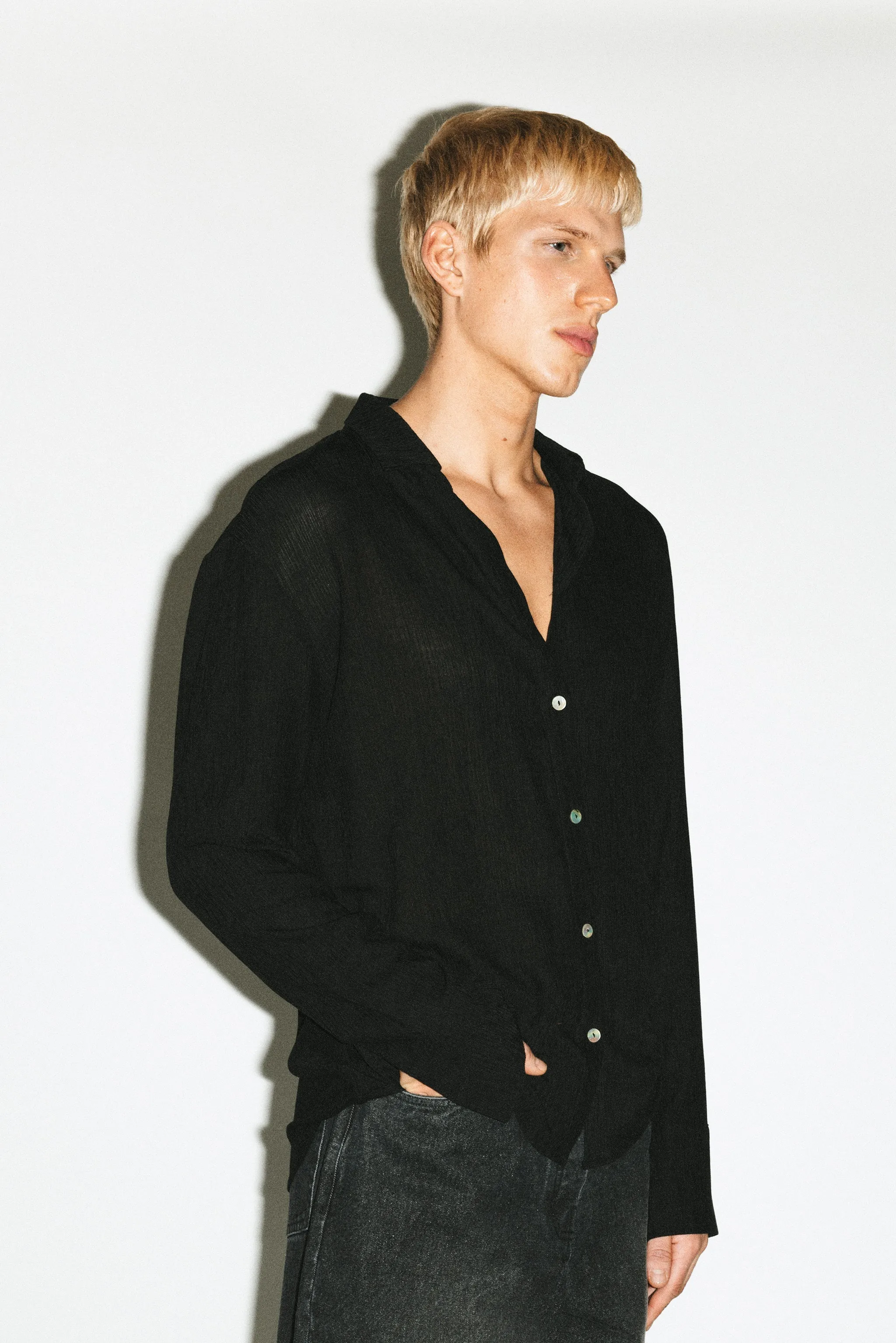 Del Aire Semi-Sheer Gauze Button Up | Black sold by California Arts product image thumbnail 3