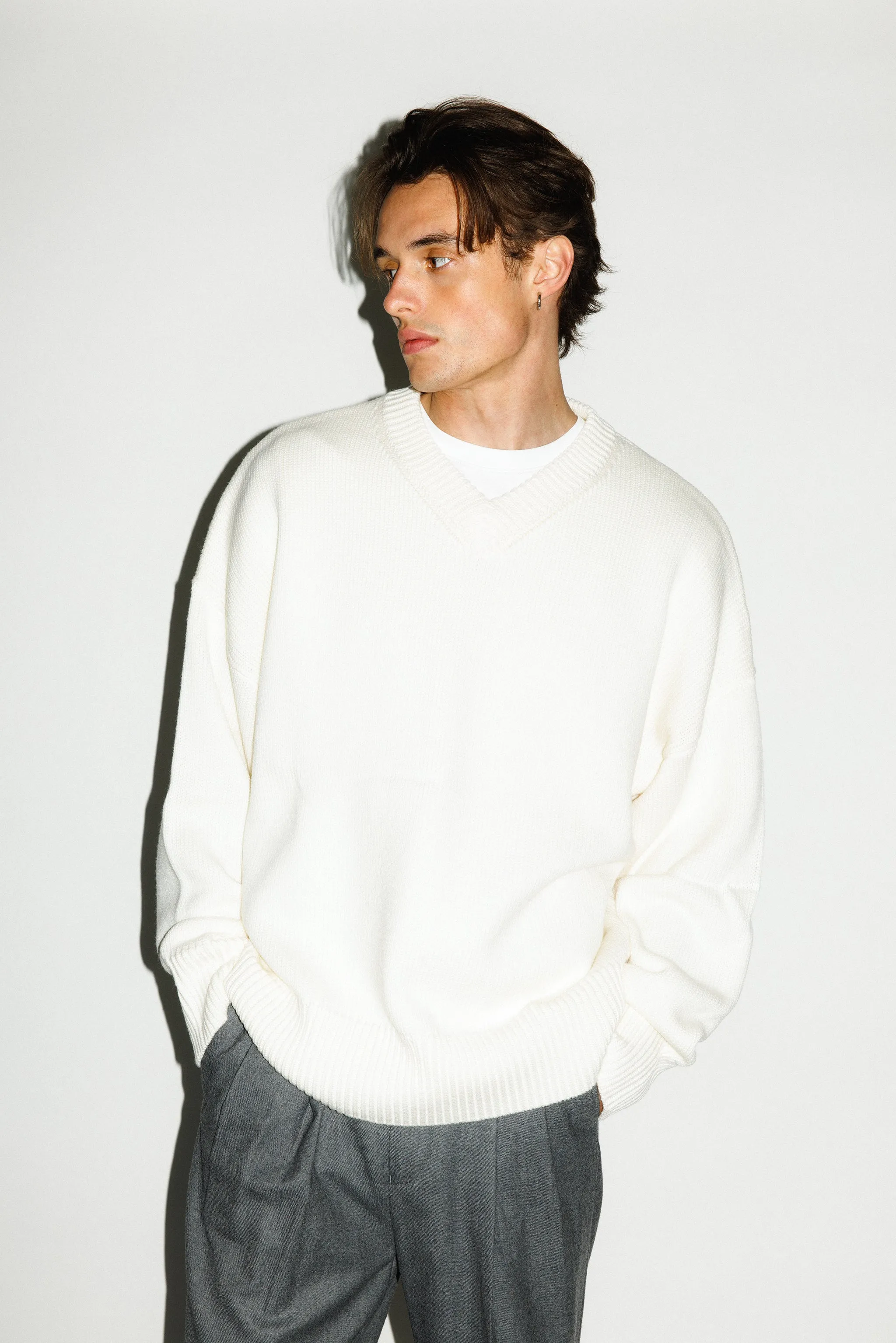 Verdes Oversized V-Neck Sweater | Ivory sold by California Arts product image thumbnail 2