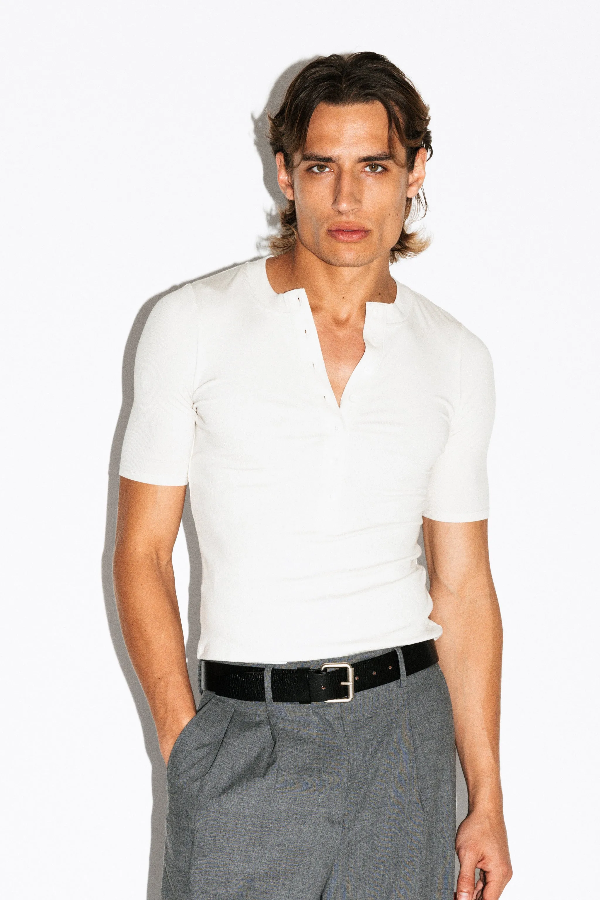 Maltman Slim Short Sleeve Silk Henley | Milk sold by California Arts