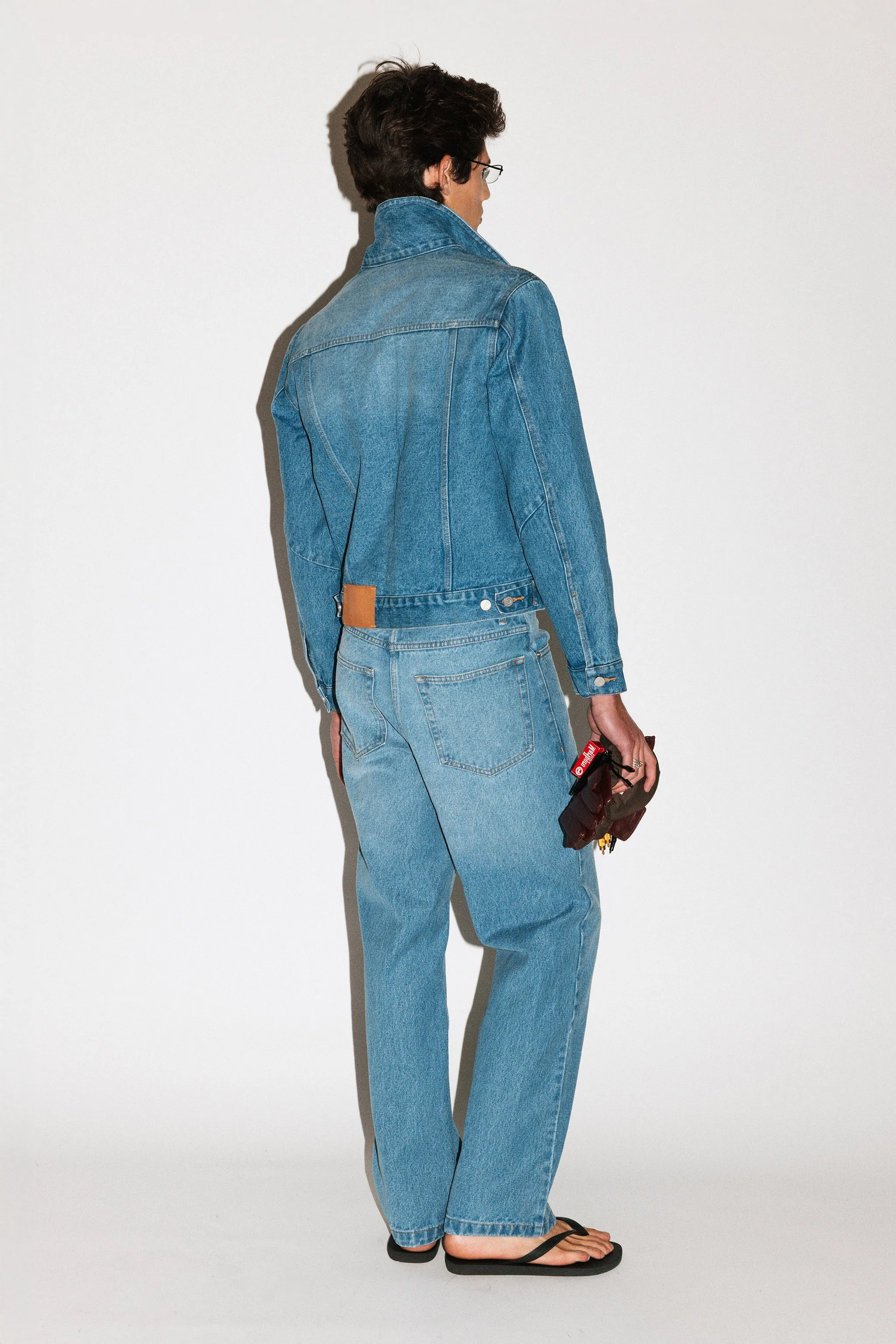 Wilson Loose Taper Straight Leg Jeans | Vintage Blue sold by California Arts product image thumbnail 3