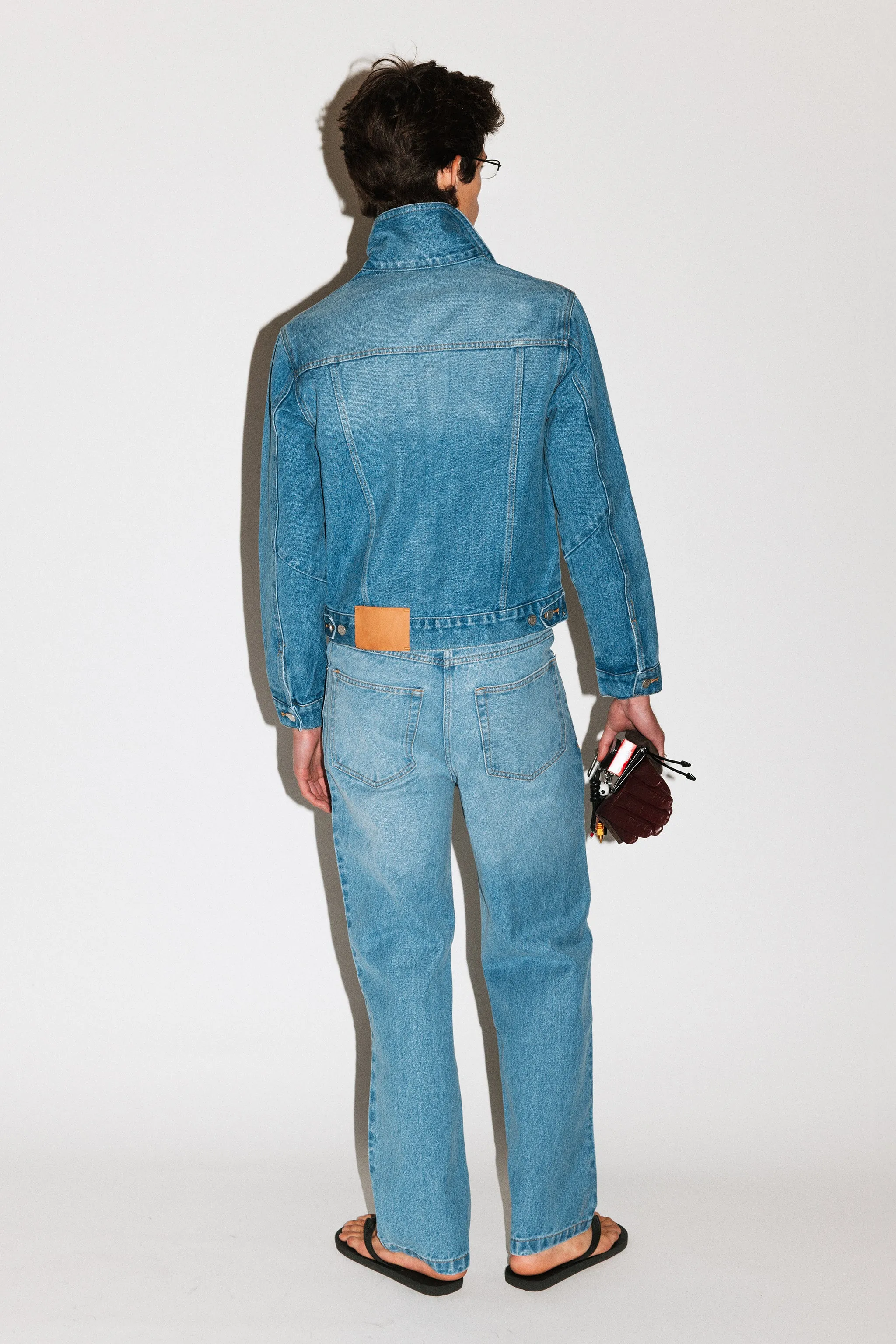 Wilson Loose Taper Straight Leg Jeans | Vintage Blue sold by California Arts product image thumbnail 4