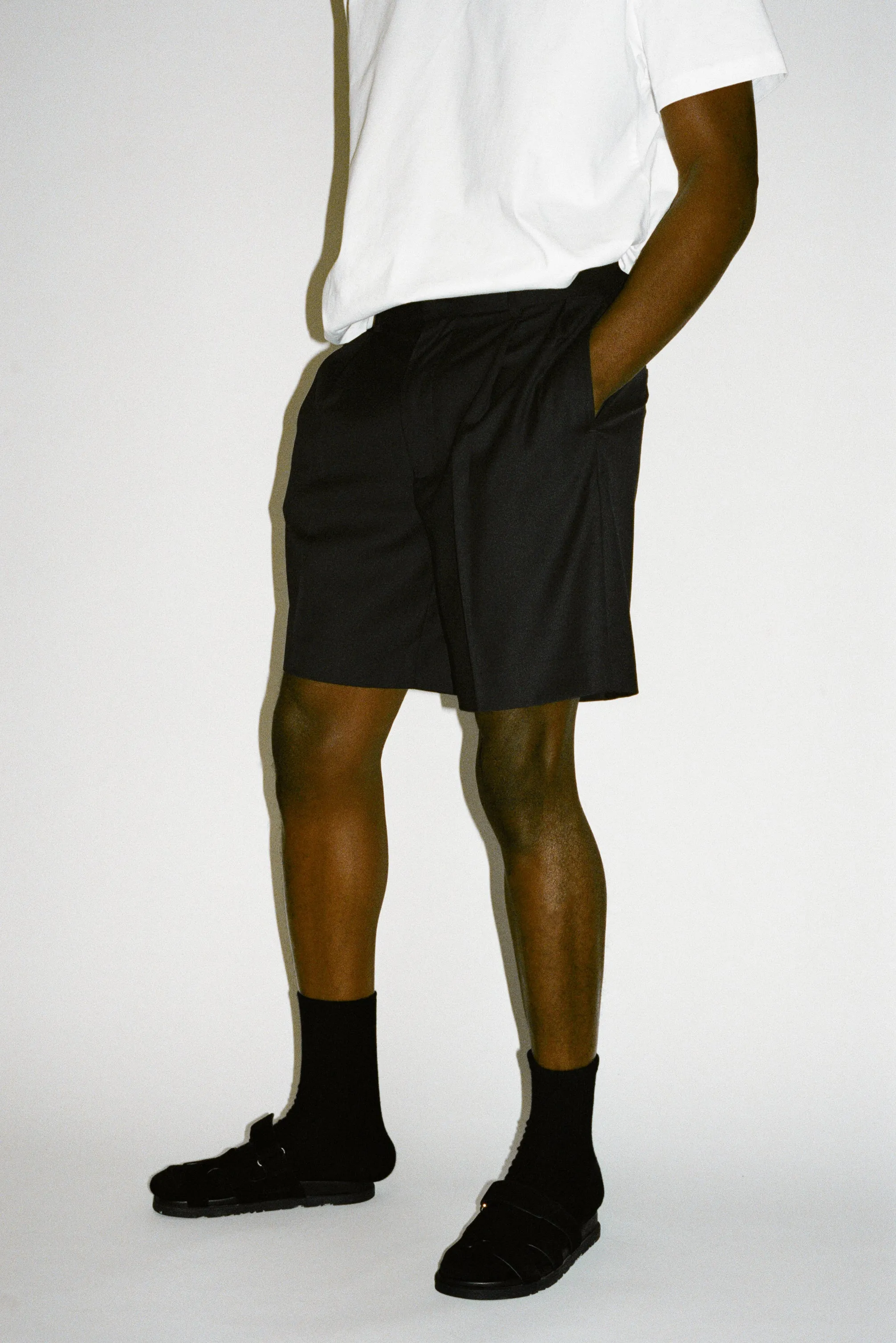 Villa Wide-Leg Tailored Shorts sold by California Arts product image thumbnail 3