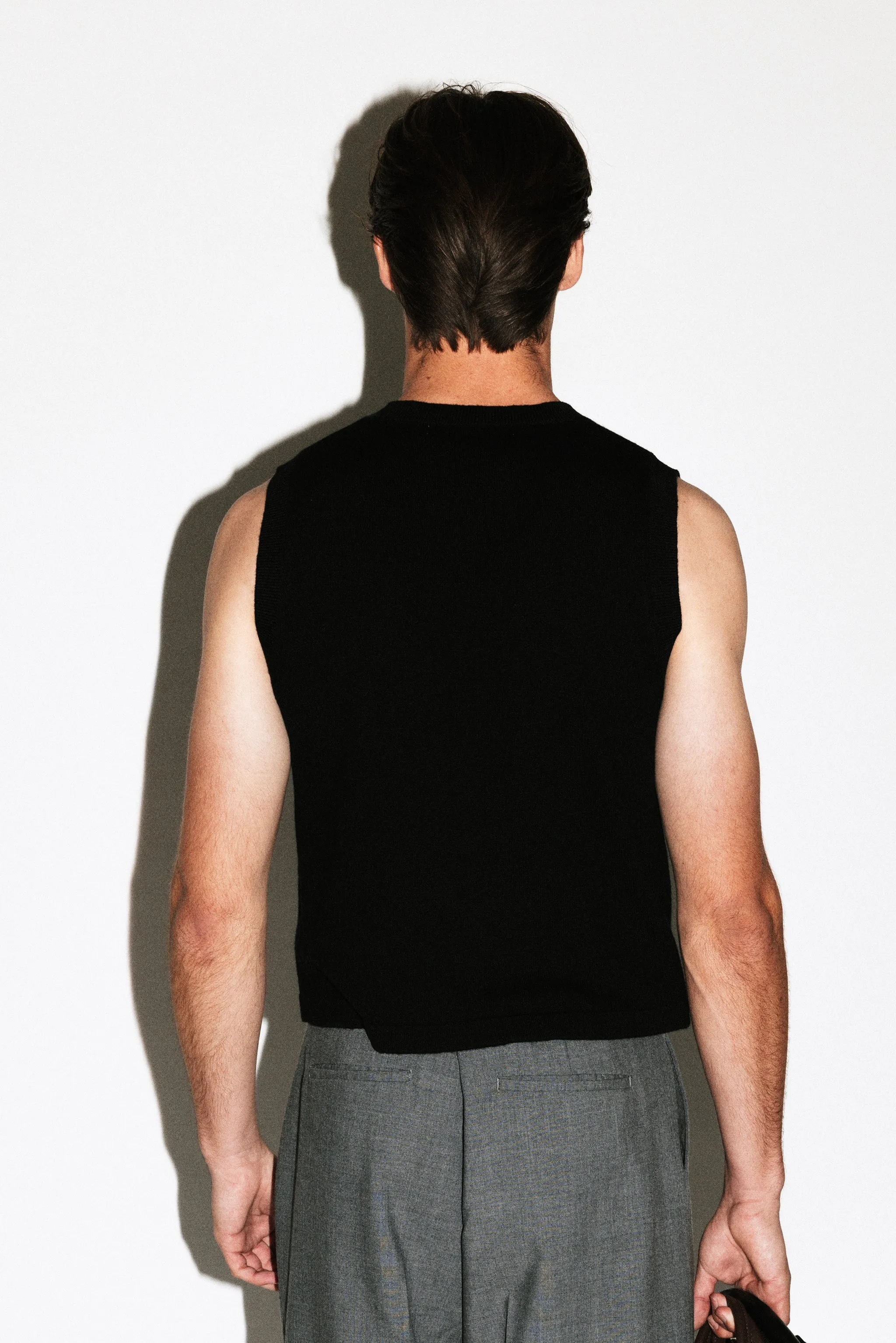 Berkeley Merino V-Neck Vest sold by California Arts product image thumbnail 4
