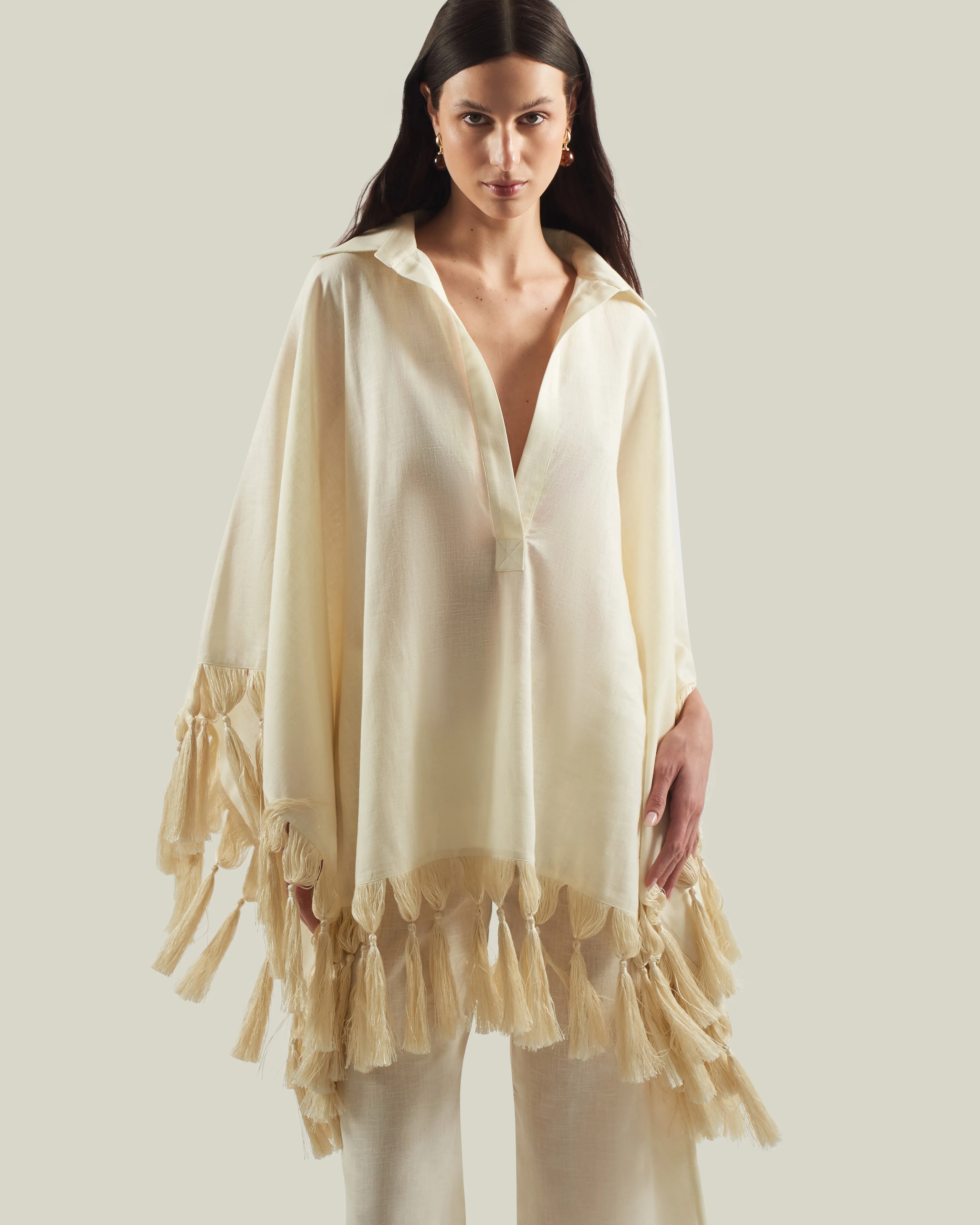 Aguas Blancas Kaftan in Ivory sold by Taller Marmo product image thumbnail 5