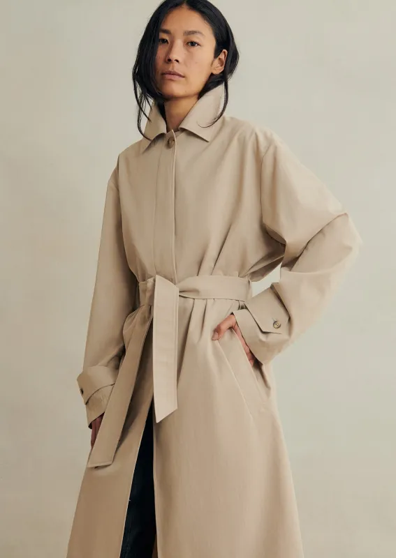 Belted Coat made by De Bonne Facture