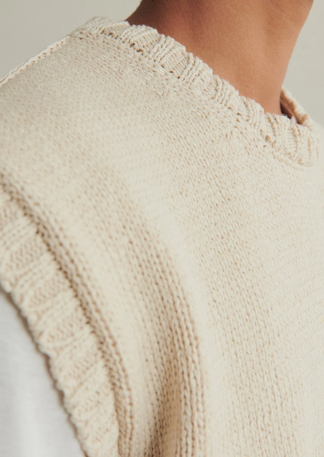 Round Collar Vest sold by De Bonne Facture product image thumbnail 3