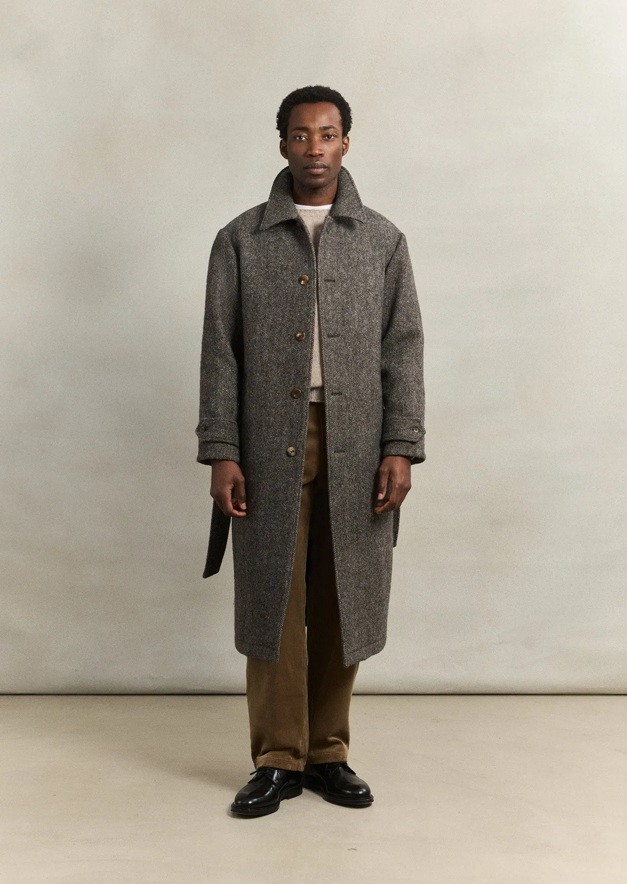 Overcoat sold by De Bonne Facture