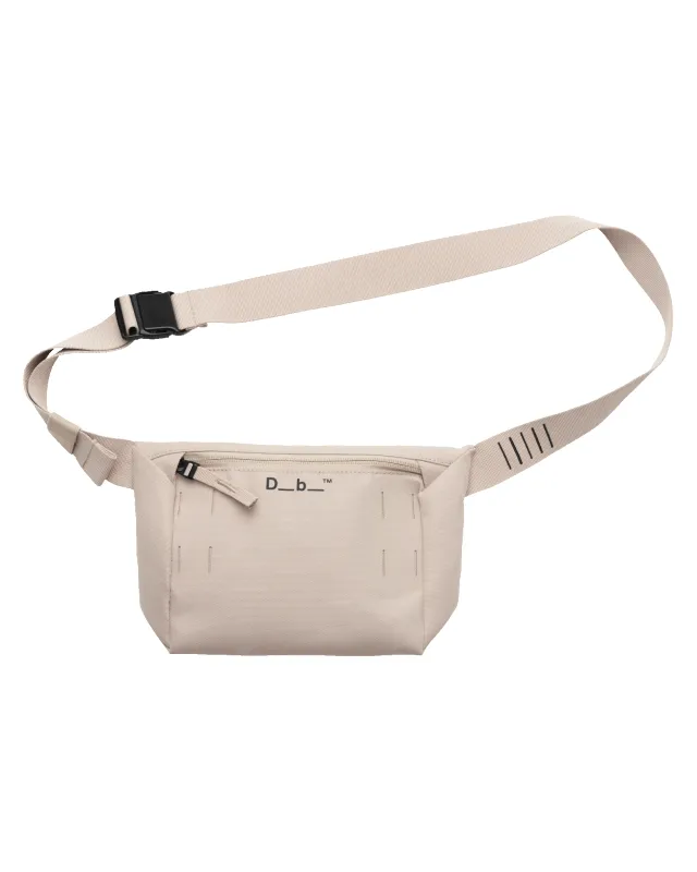 Freya Fanny Pack L Fogbow Beige made by Dooney & Bourke