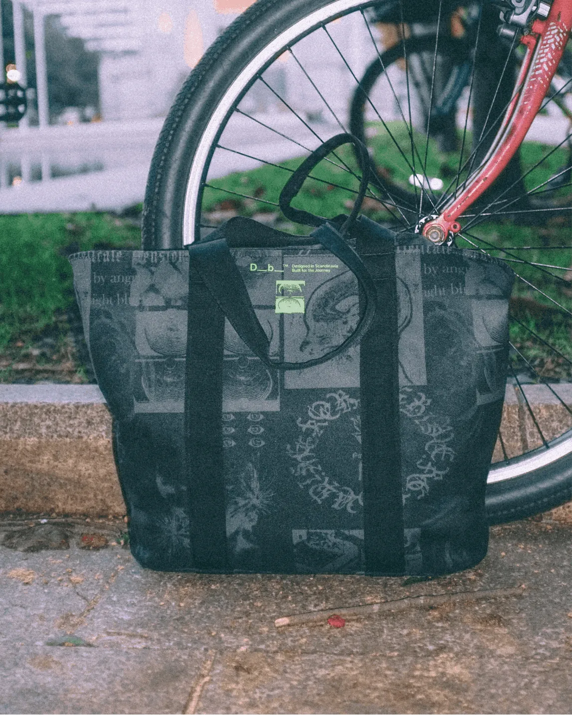 Essential Tote 20L Db x Former sold by Db Journey product image thumbnail 5