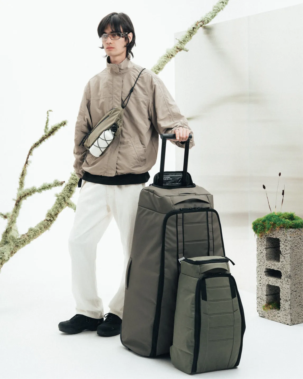 Hugger Roller Bag Check-in 90L Forest Green sold by Db Journey product image thumbnail 2