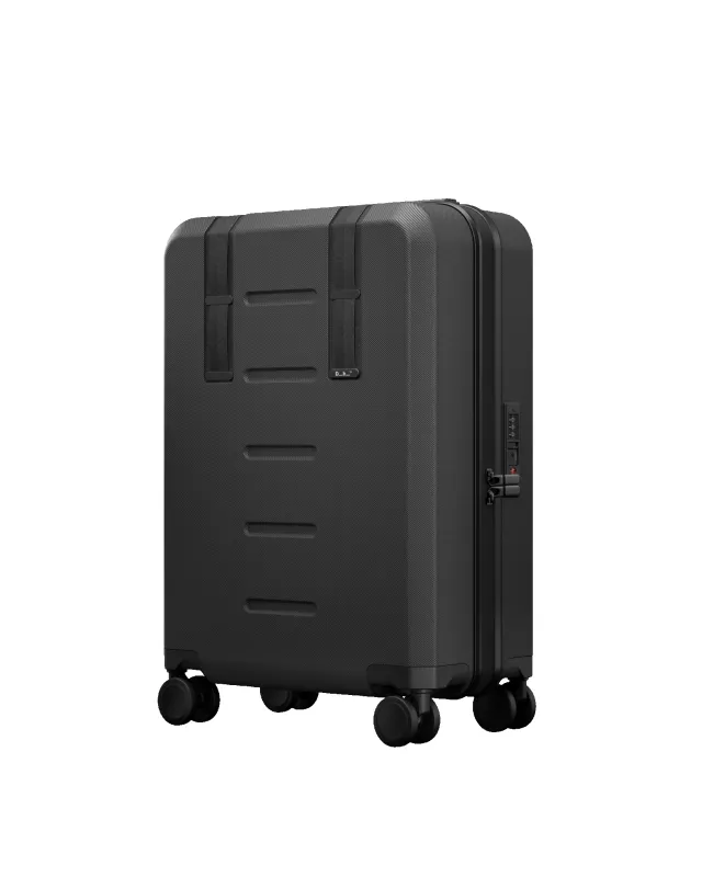 Ramverk Carry-on Black Out made by Dooney & Bourke