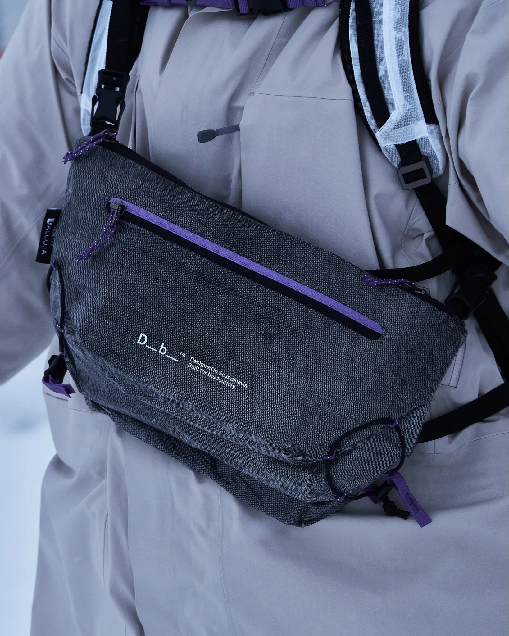 Weigh Lighter Sling 10L Weigh Darker sold by Db Journey product image thumbnail 4