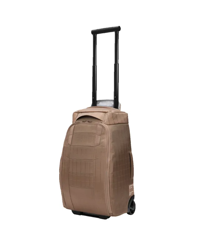 Hugger Roller Bag Carry-on 40L Affogato Brown made by Db Journey