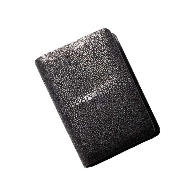 Stingray Bifold Card Case made by Il Bussetto