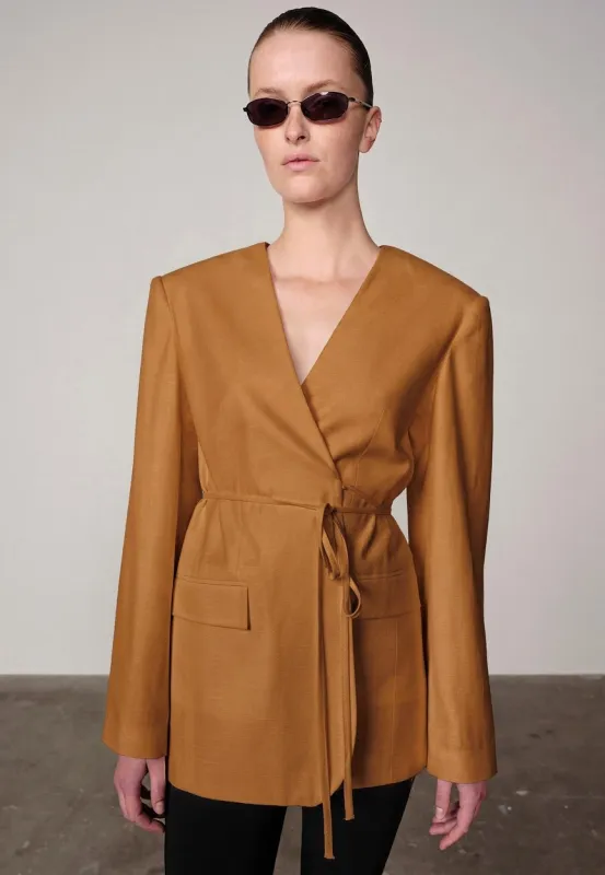 Indiana Oversized Blazer - Toffee made by Herskind