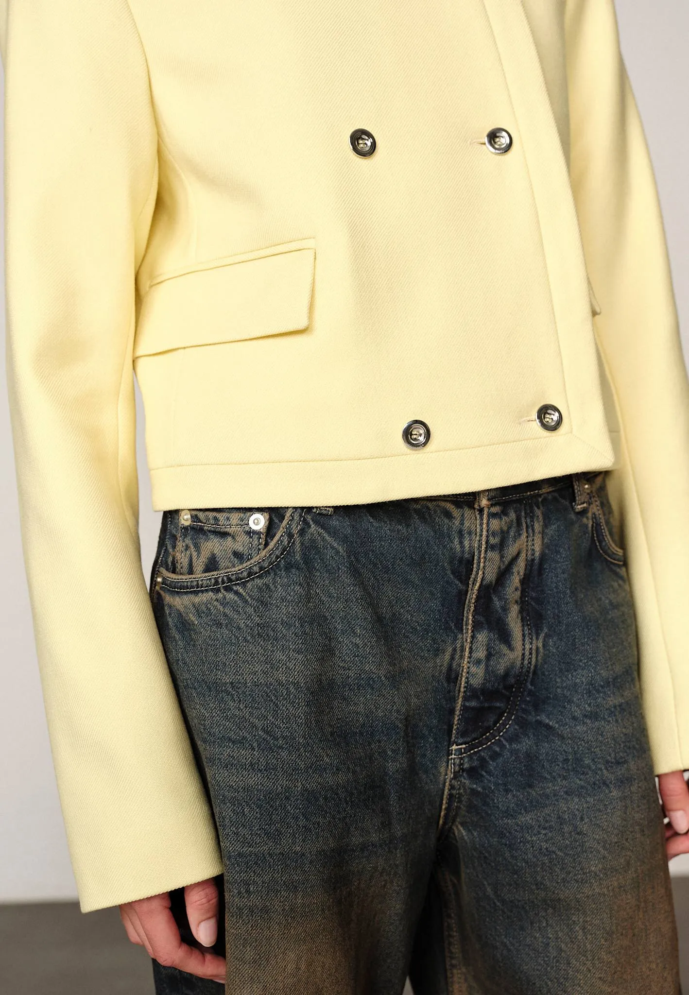 Elo Fittet Blazer - Citrine sold by Herskind product image thumbnail 2