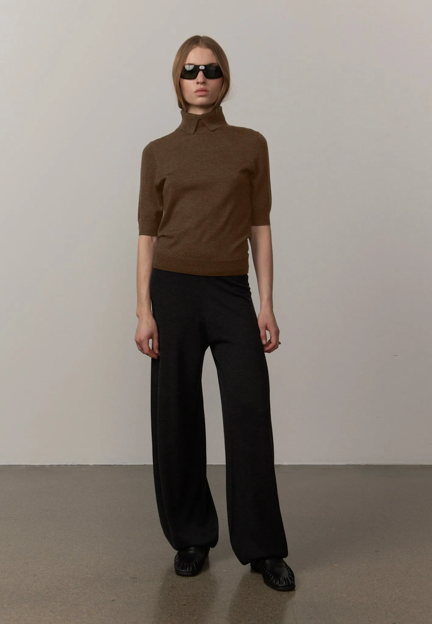 Perry Knit Blouse - Khaki sold by Herskind product image thumbnail 2