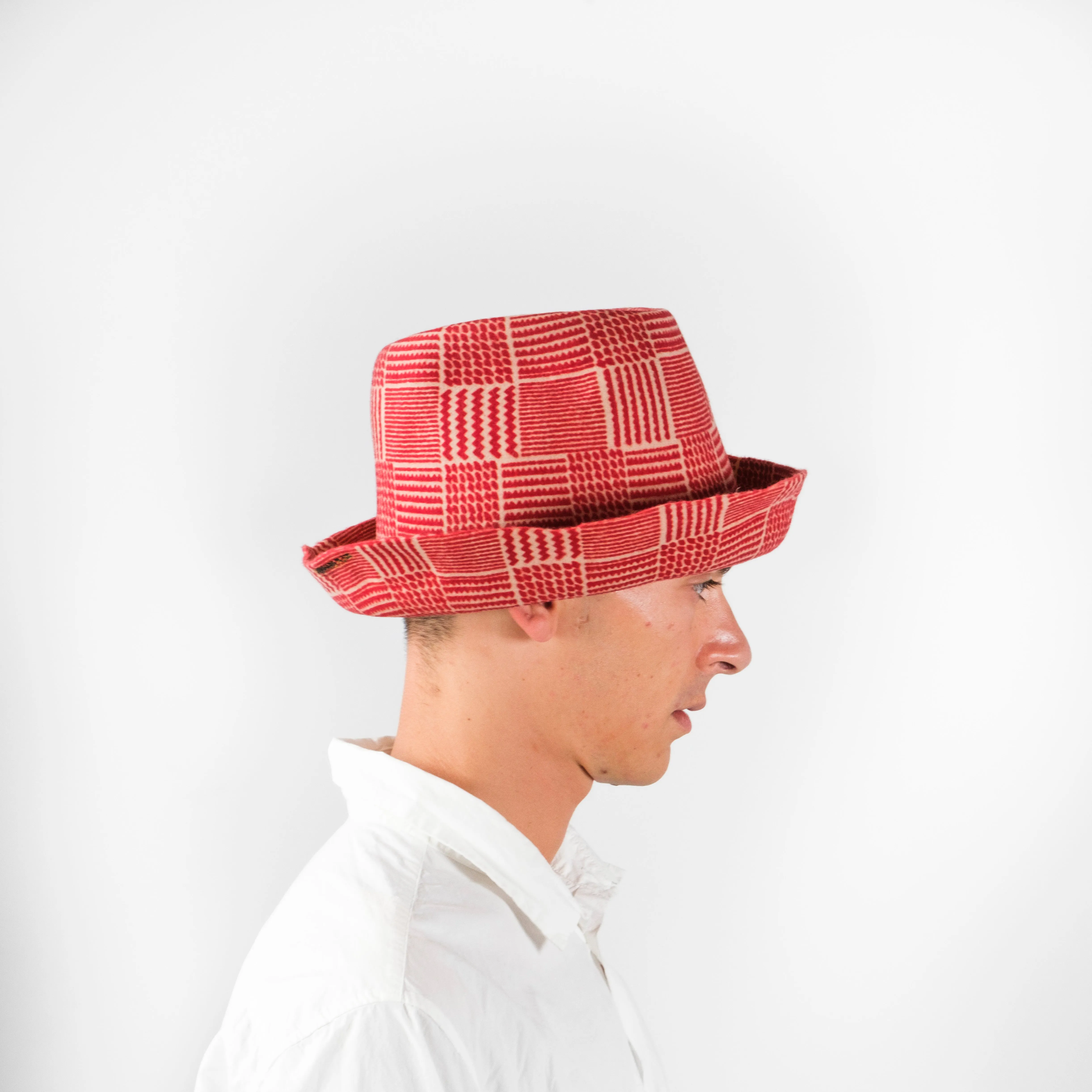 ARTISTA wool checker red sold by Reinhard Plank product image thumbnail 2