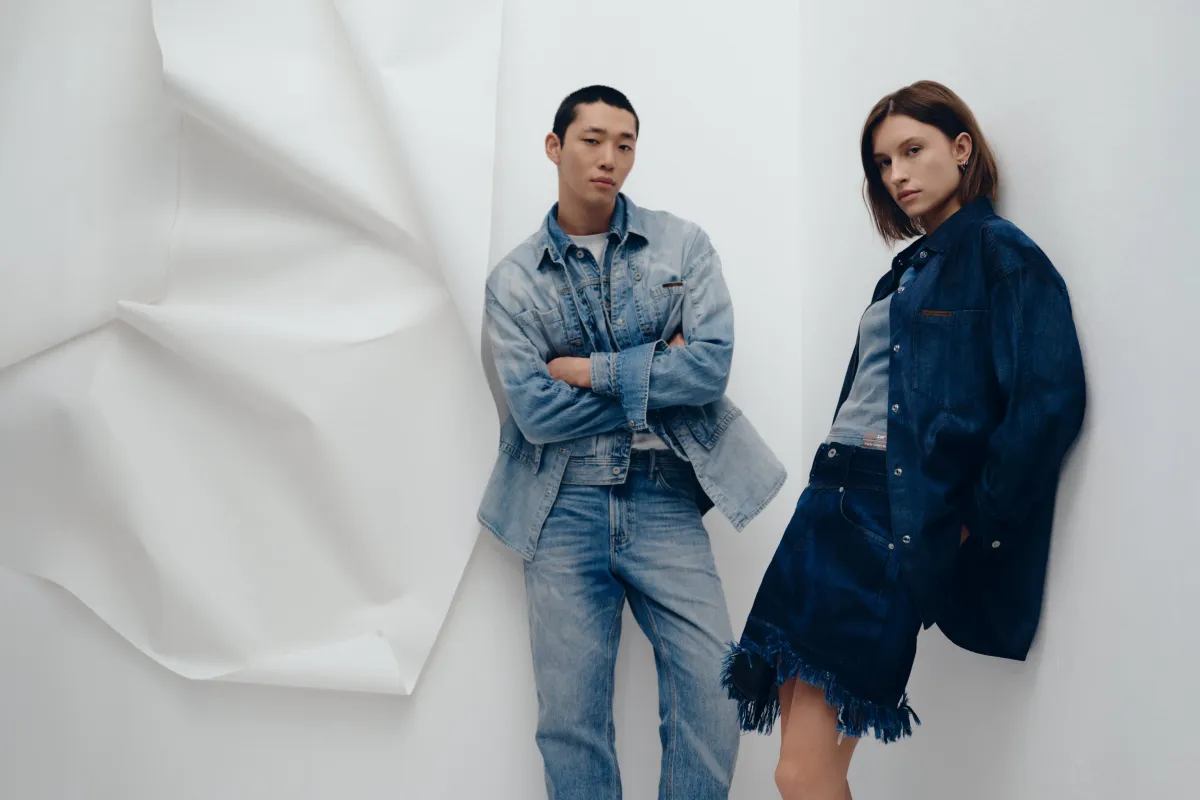 Lee x Feng Chen Wang WOMEN L/S DENIM SHIRT made by Feng Chen Wang