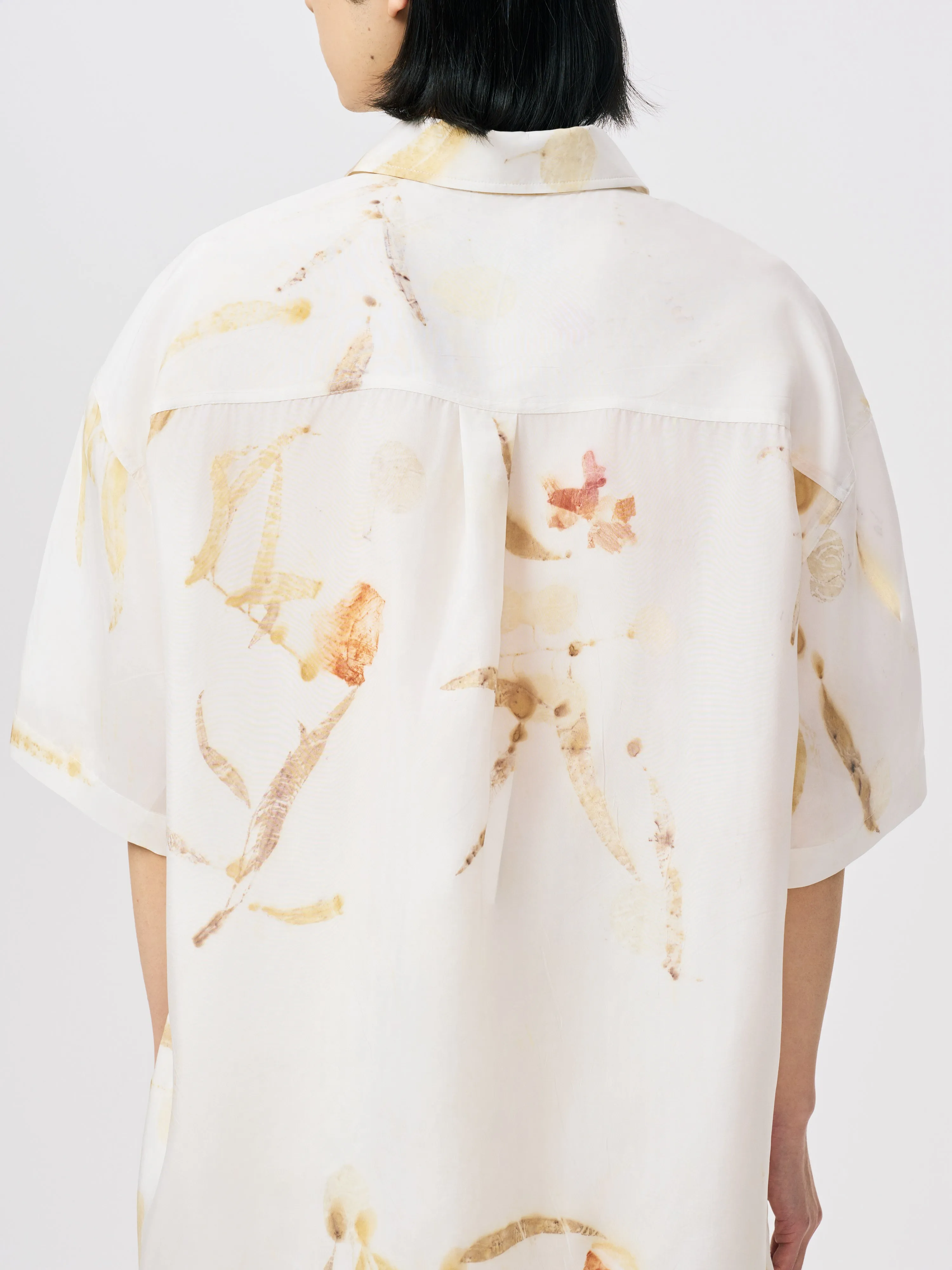SILK NATURAL PLANT DYE SHIRT sold by Feng Chen Wang product image thumbnail 3