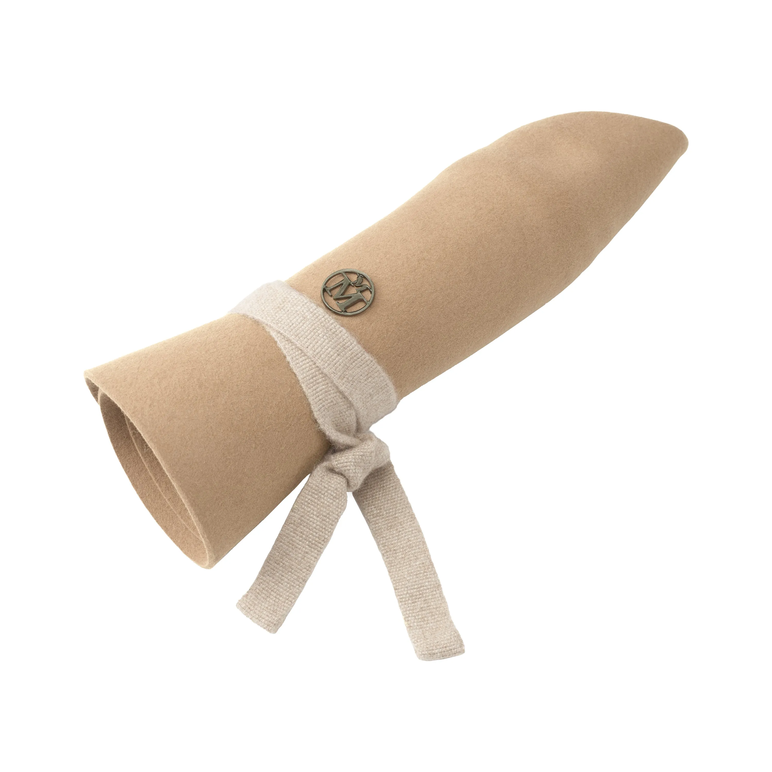 André sold by Maison Michel product image thumbnail 3