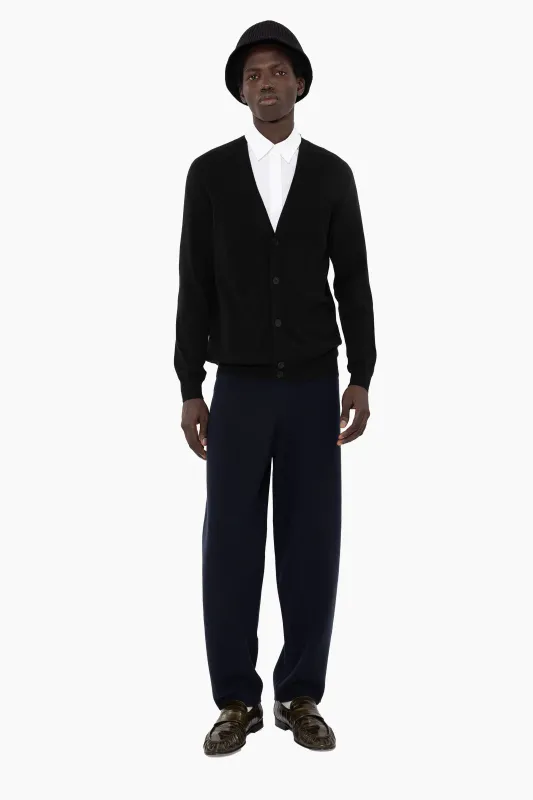 Mr Manchester Cardigan - Black made by arch4