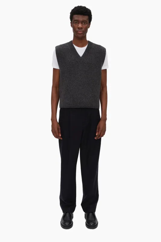 Mr Southbank Vest - Charcoal made by arch4