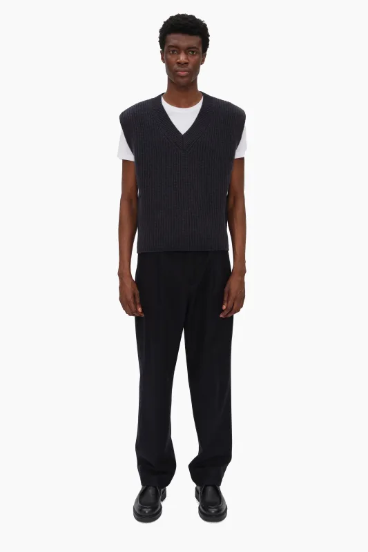 Mr Southbank Vest - Gravity Grey made by arch4