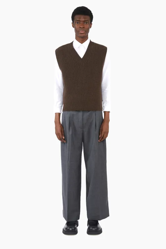 Mr Southbank Vest - Ebony made by arch4