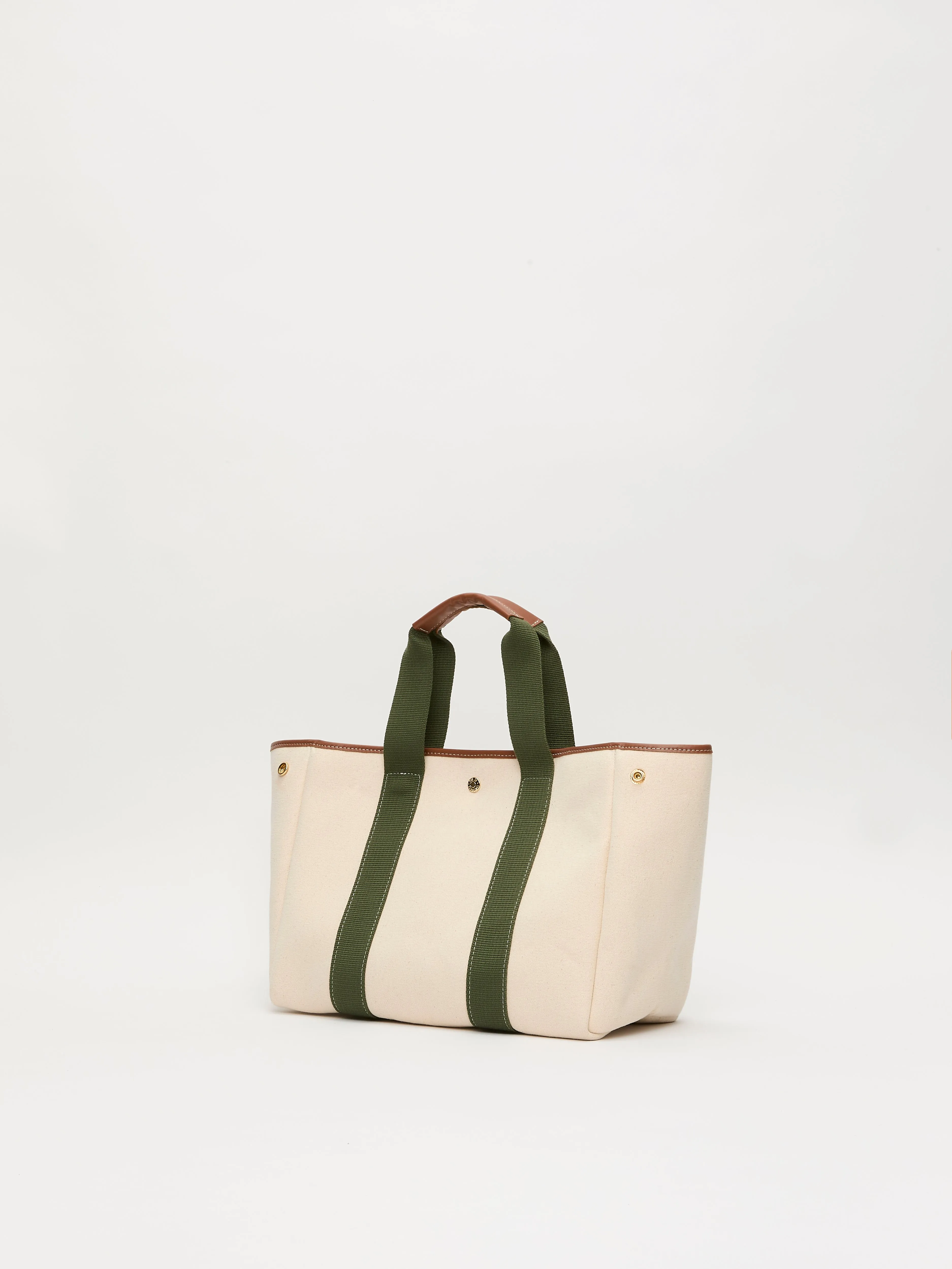 Traversée M - Essentials Military Green sold by Rue de Verneuil product image thumbnail 3