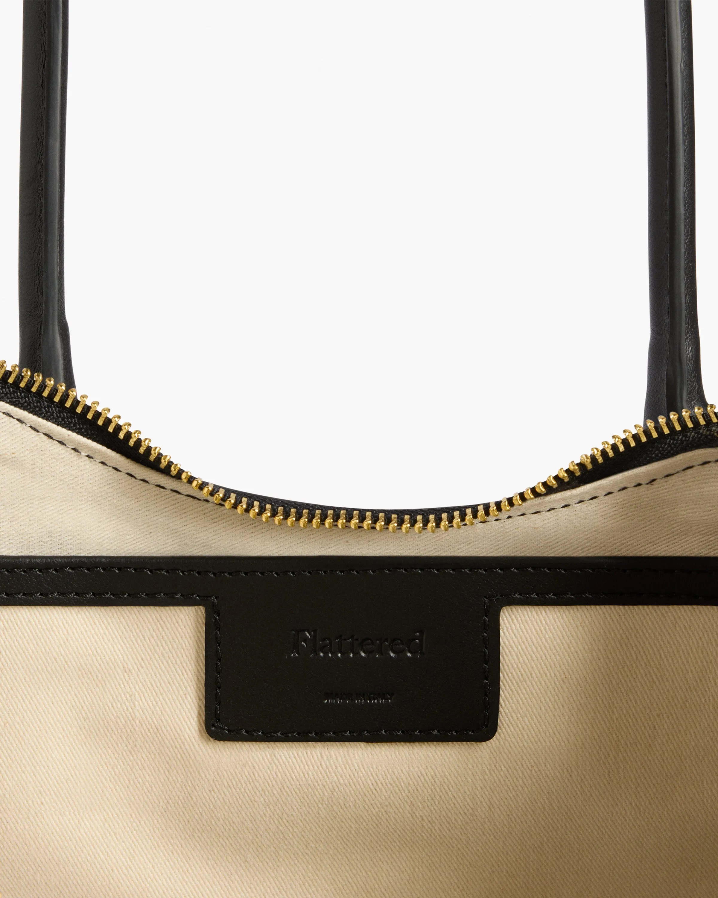 Gaia Shoulderbag Leather Black sold by Flattered product image thumbnail 3