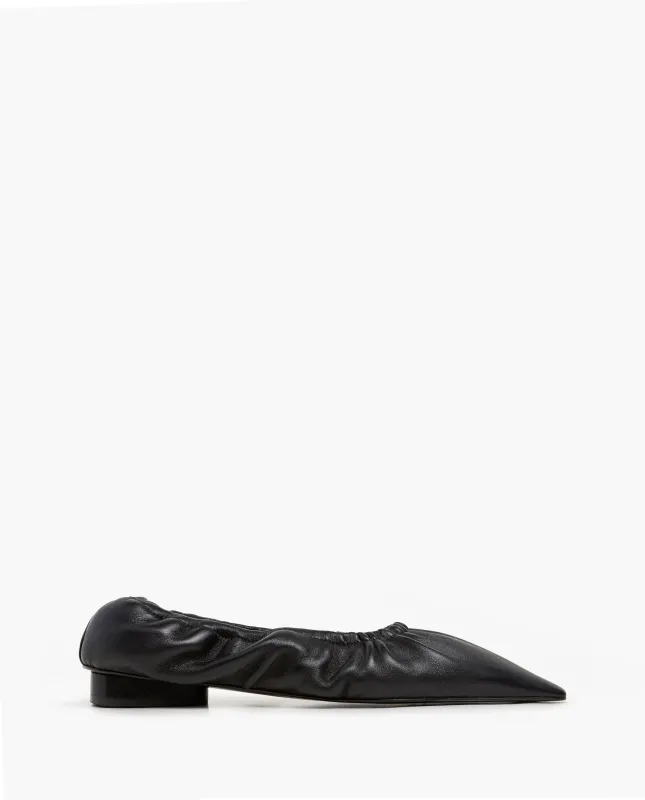 Isa Leather Black made by Flattered