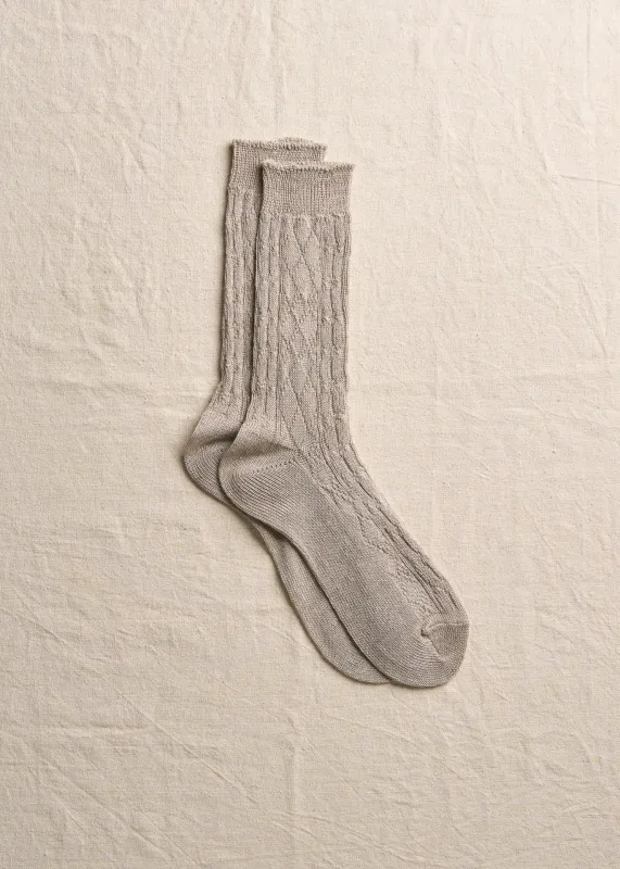 Linen Cable Pattern Socks | 4-2011 | Natural made by yahae