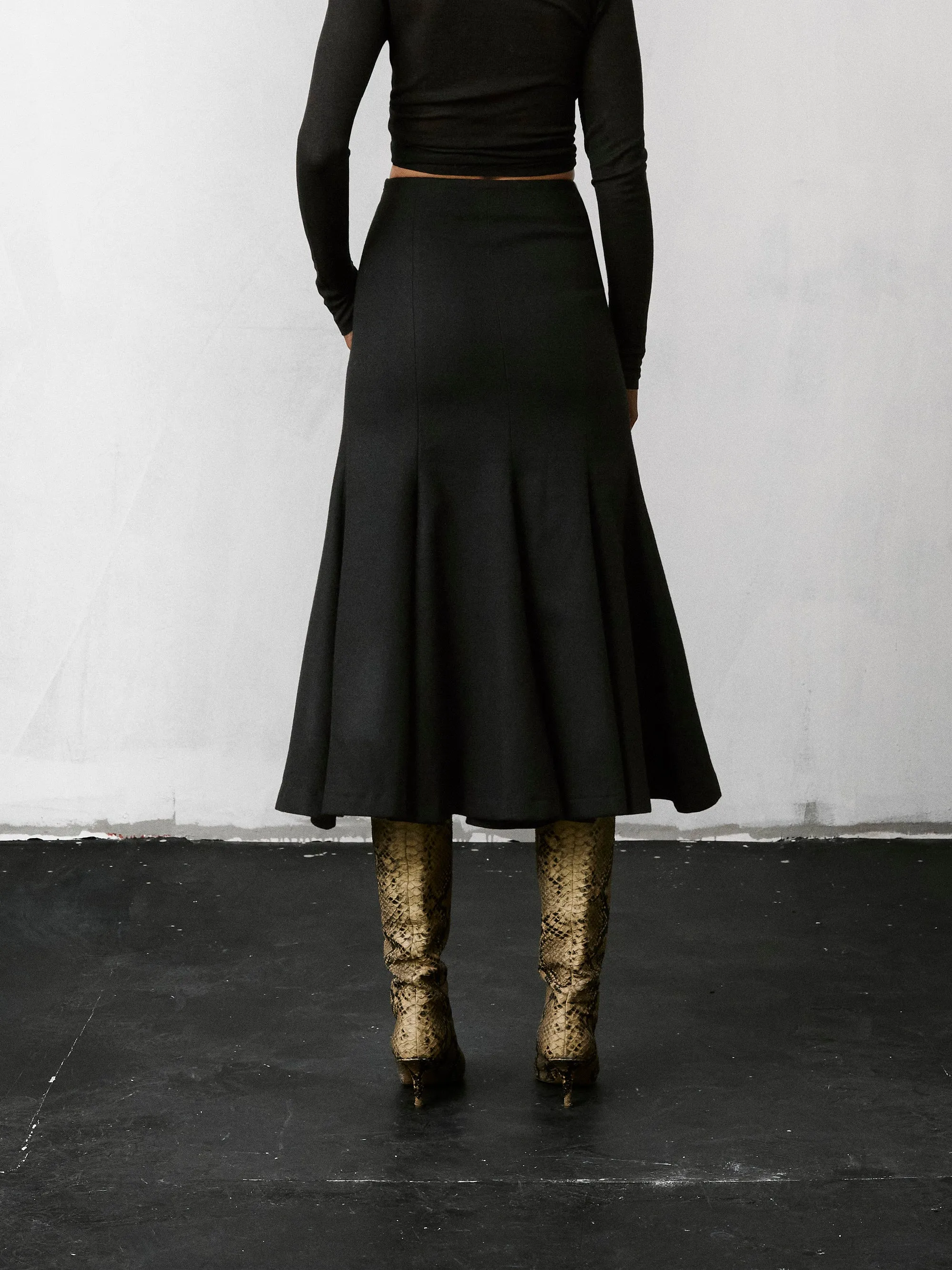 ERIKA FLANNEL WOOL SKIRT // BLACK sold by The Latest product image thumbnail 4