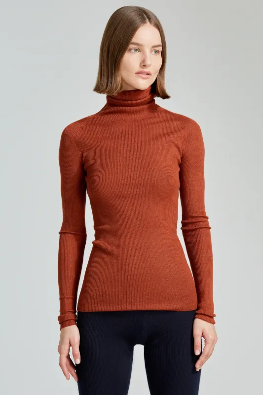 Ribbed cashmere silk turtleneck made by SA SU PHI
