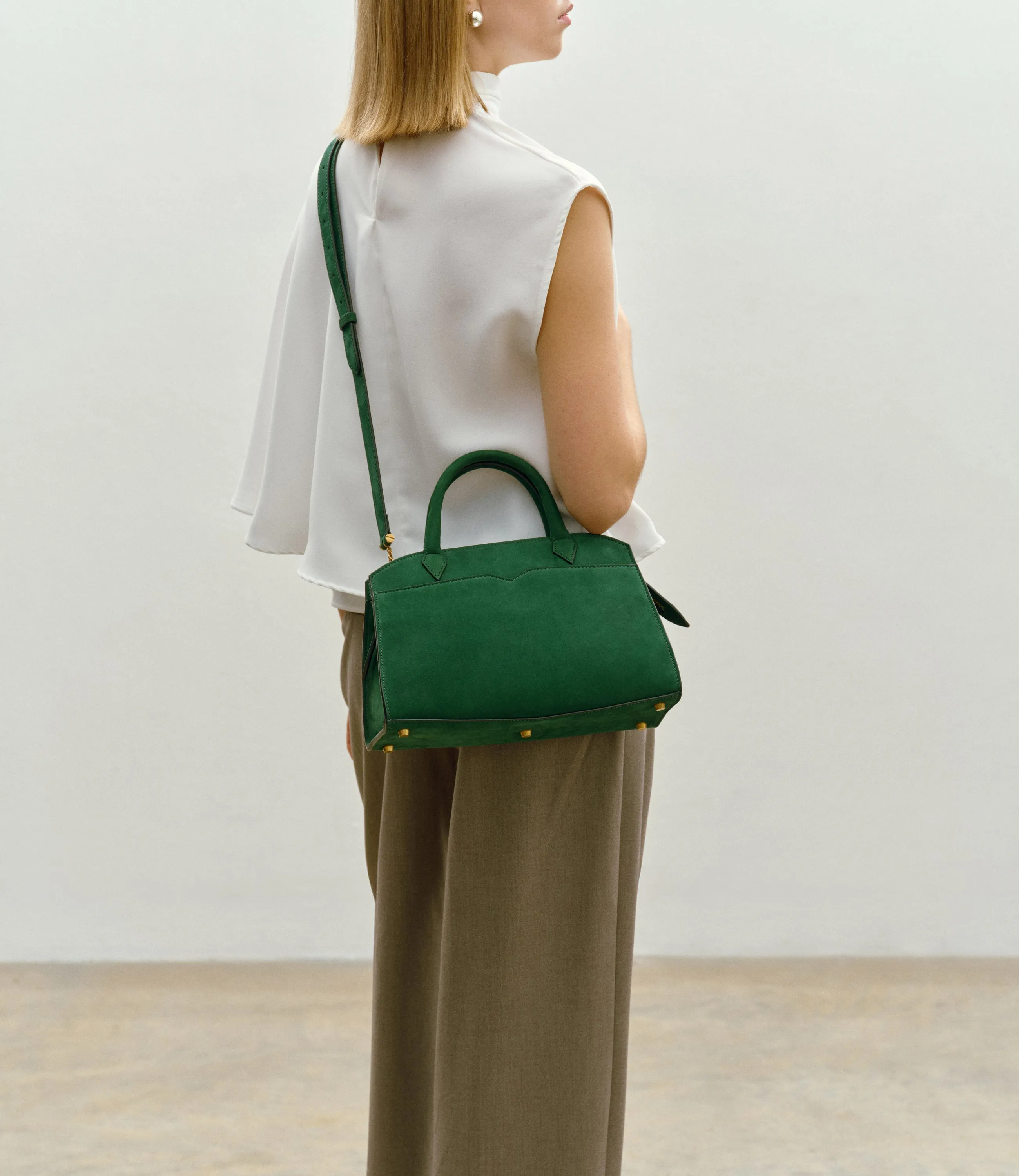 Pendulum 30 Nubuck Bright Emerald sold by Metier product image thumbnail 2