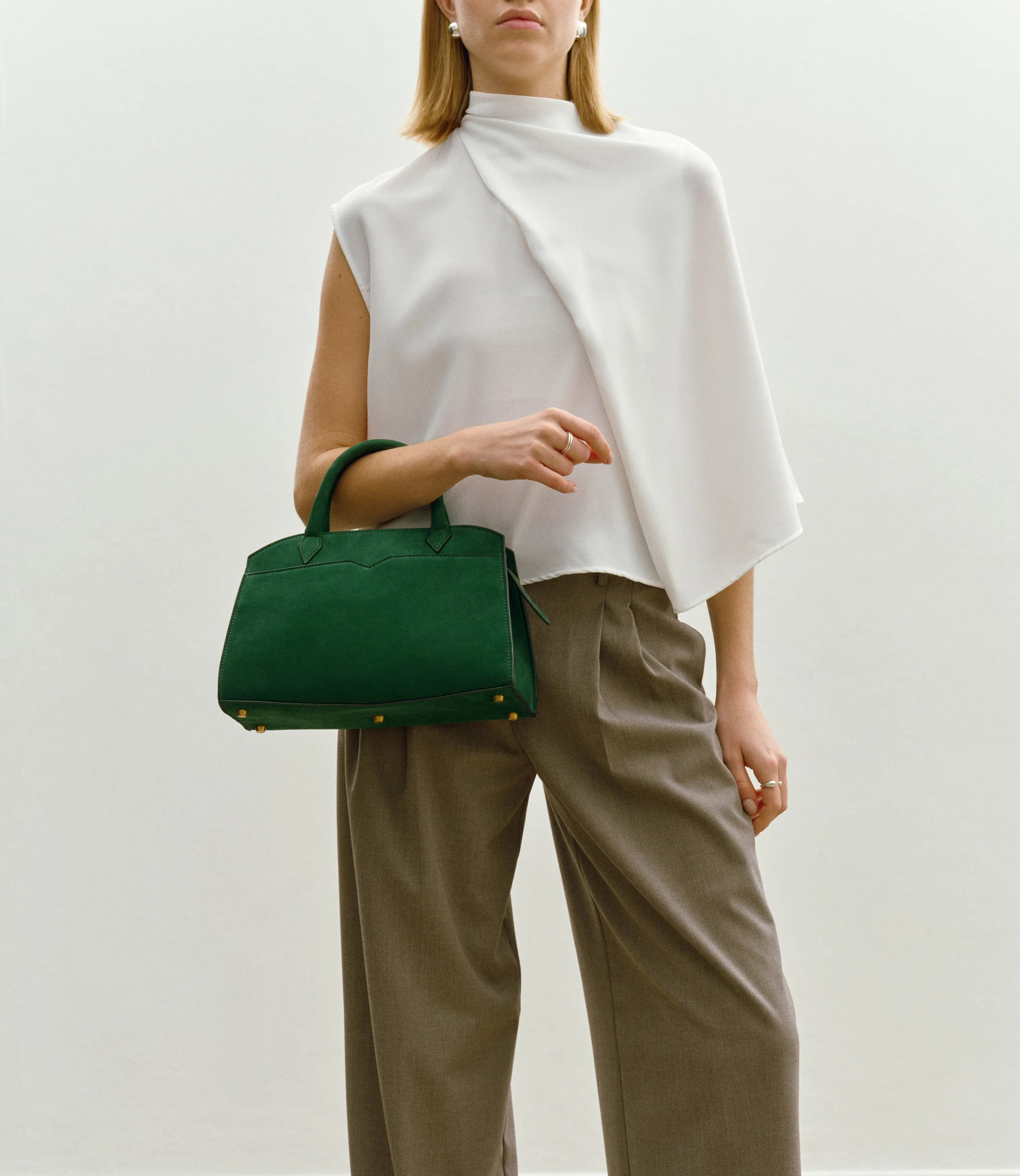 Pendulum 30 Nubuck Bright Emerald sold by Metier product image thumbnail 4
