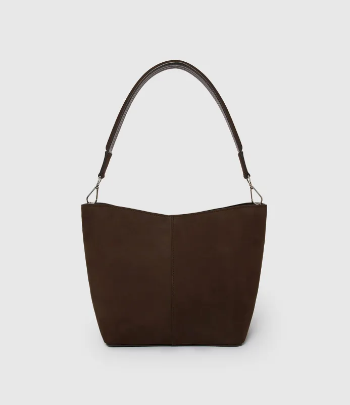 Twist 18 Nubuck Chocolate made by Metier