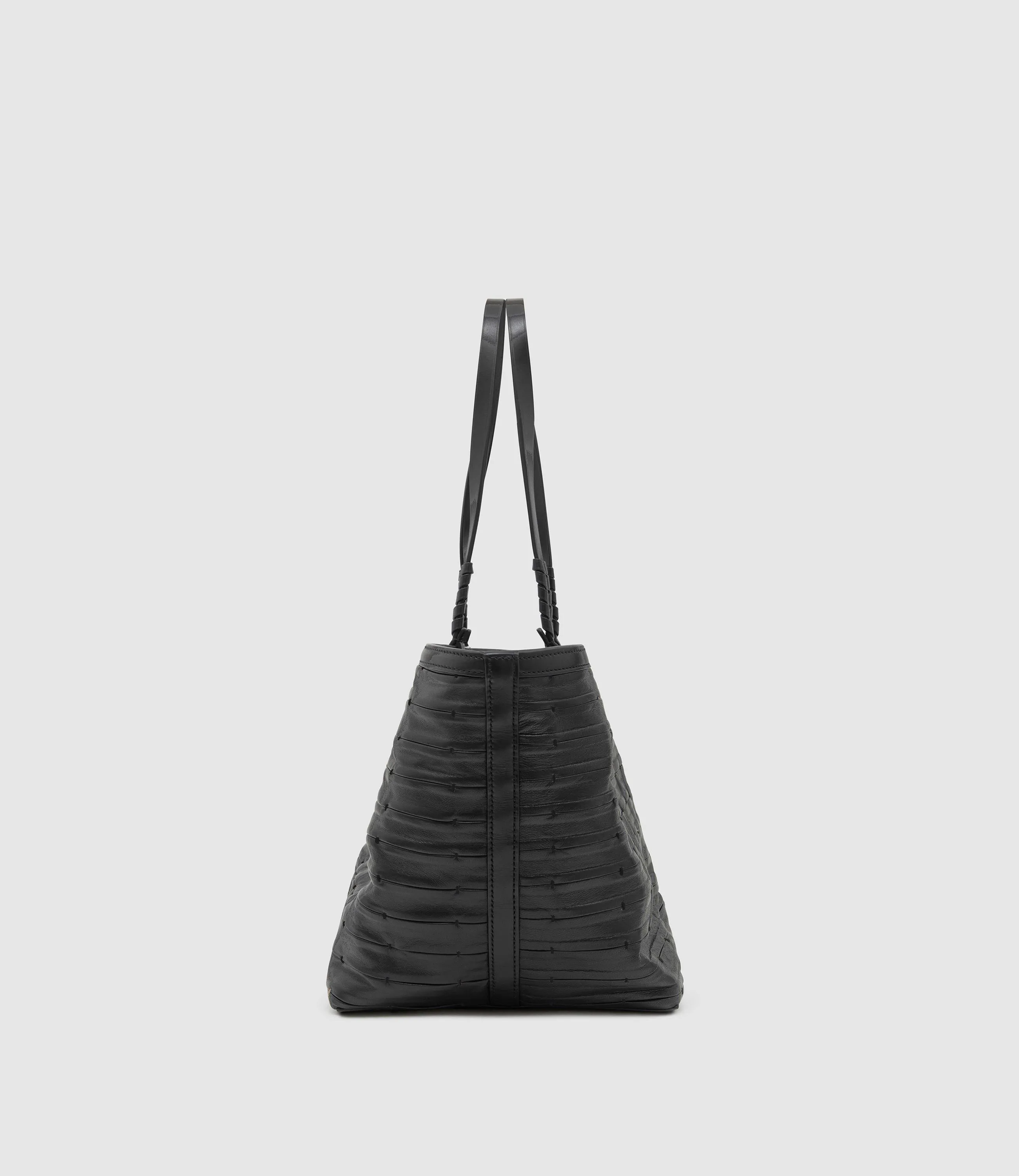 Cala 42 Puglia Woven Black sold by Metier product image thumbnail 4