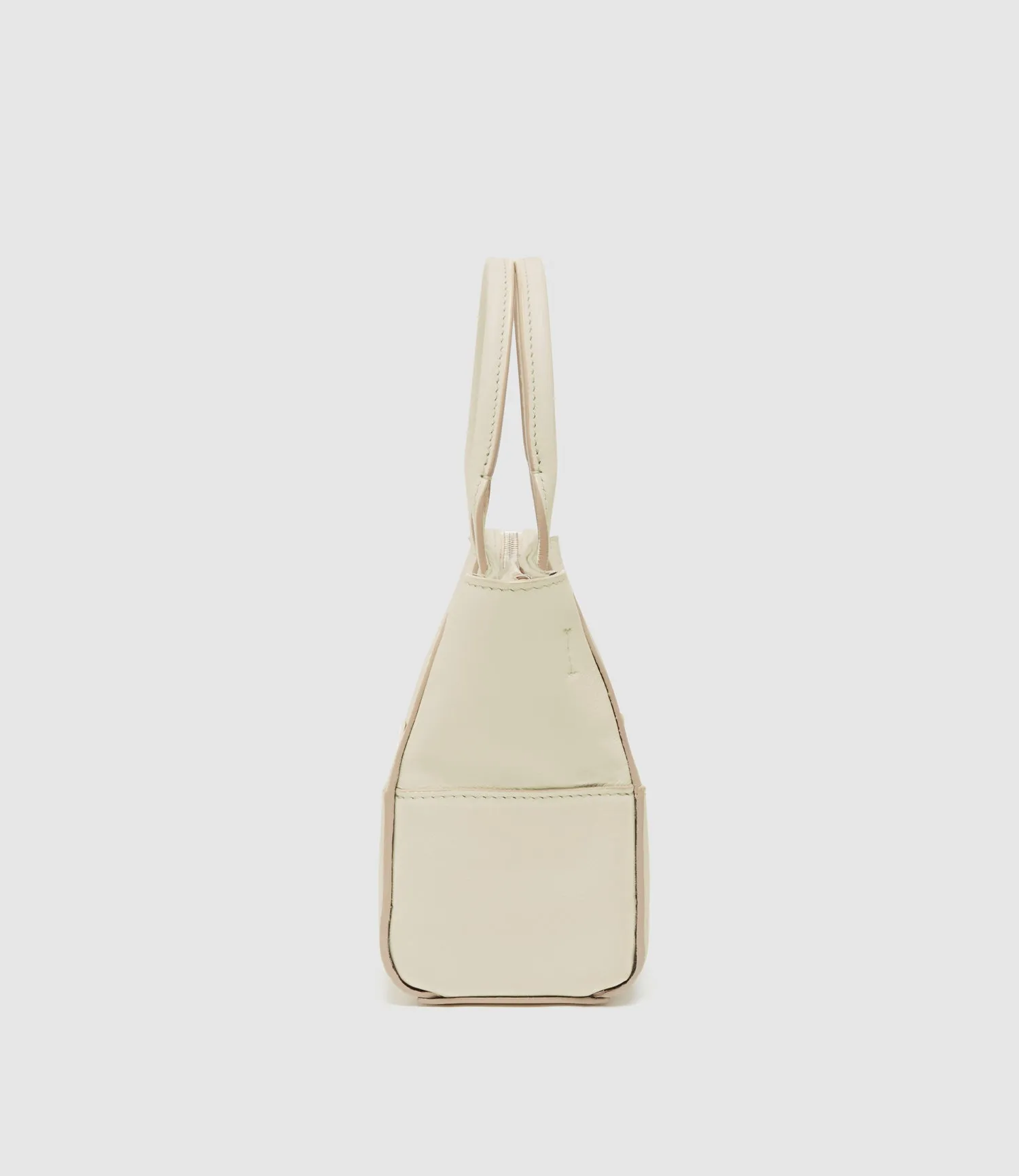 Incognito 20 Smooth Calfskin White Sand sold by Metier product image thumbnail 5