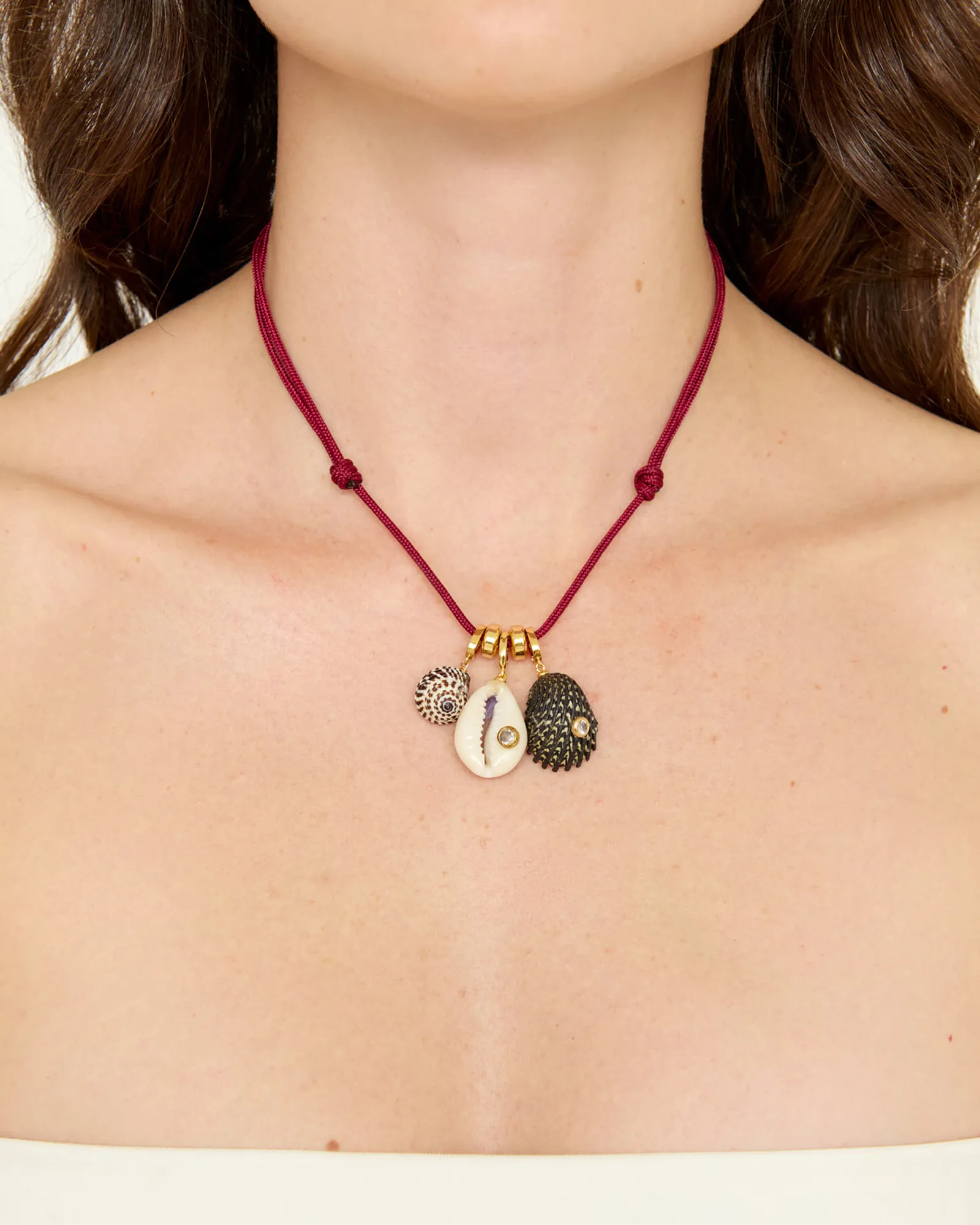 Drift Necklace sold by éliou product image thumbnail 4