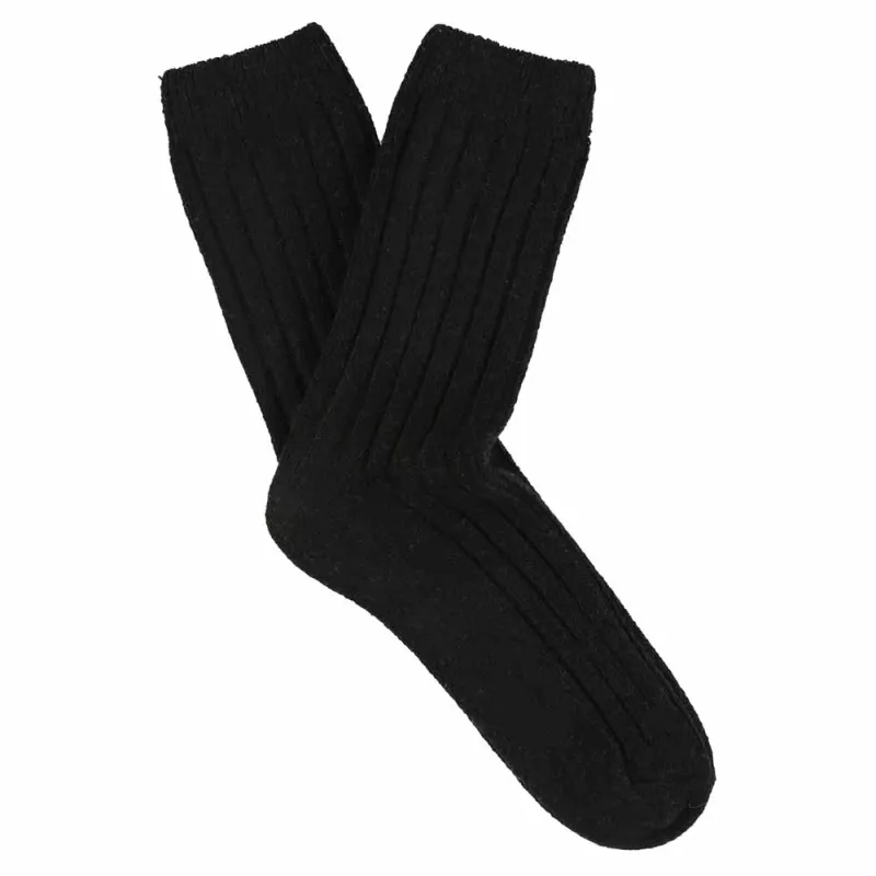 Women Cashmere Crew Socks - Black made by Escuyer