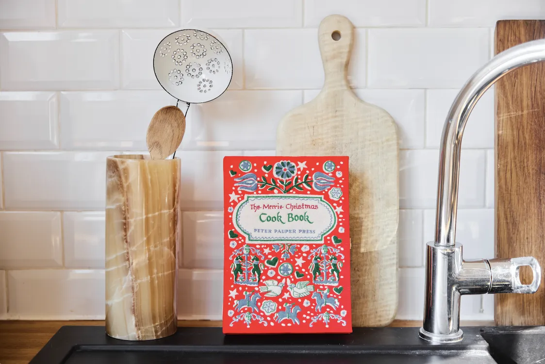 The Merrie Christmas Cook Book (Strapped) sold by Olympia Le-Tan product image thumbnail 5