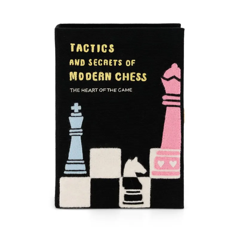 Modern Chess made by Olympia Le-Tan
