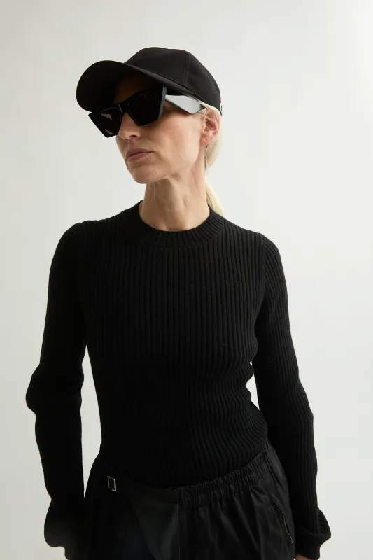 LINE SWEATER made by Laurence Bras