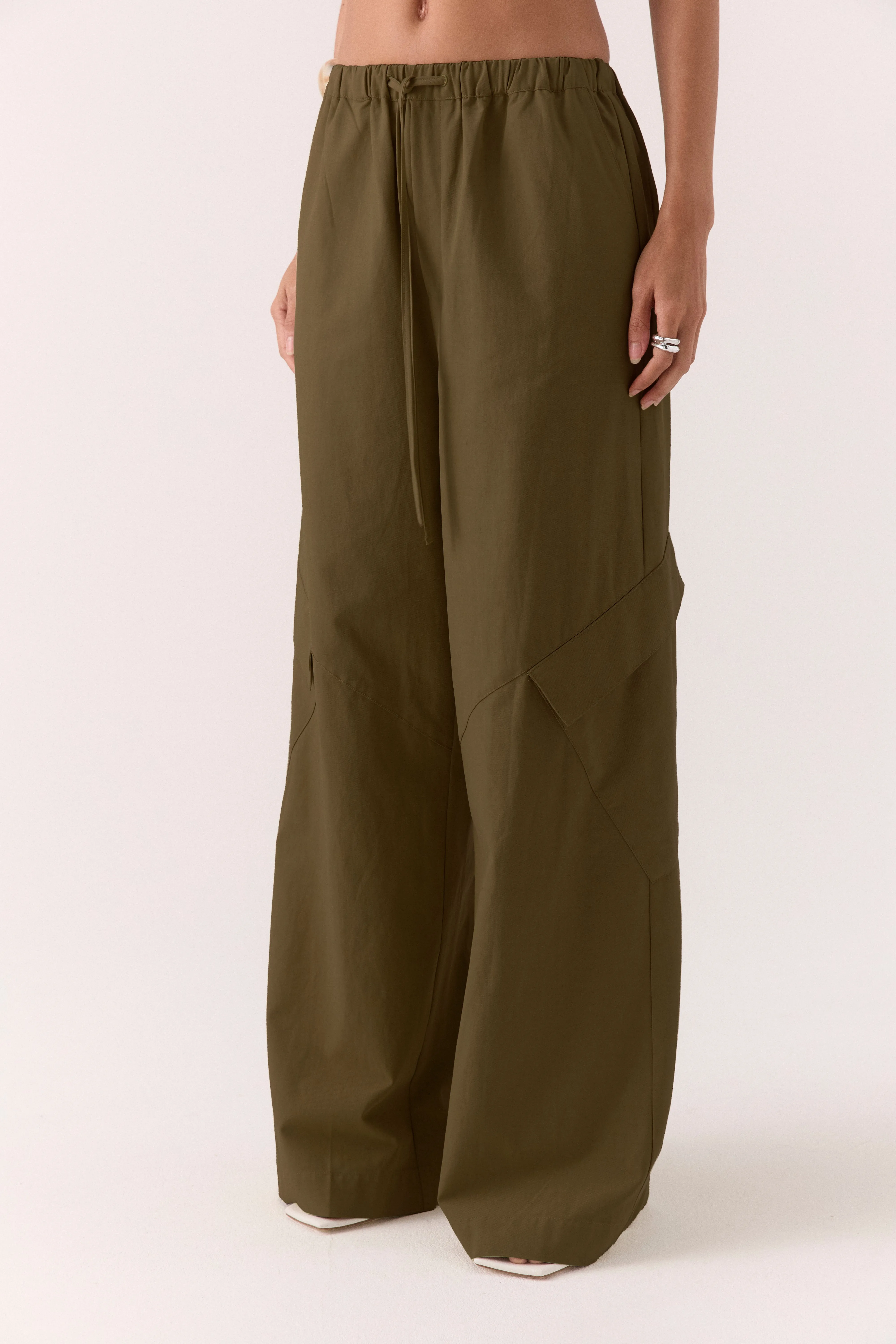 DEX PANT - OLIVE sold by SOVERE product image thumbnail 3