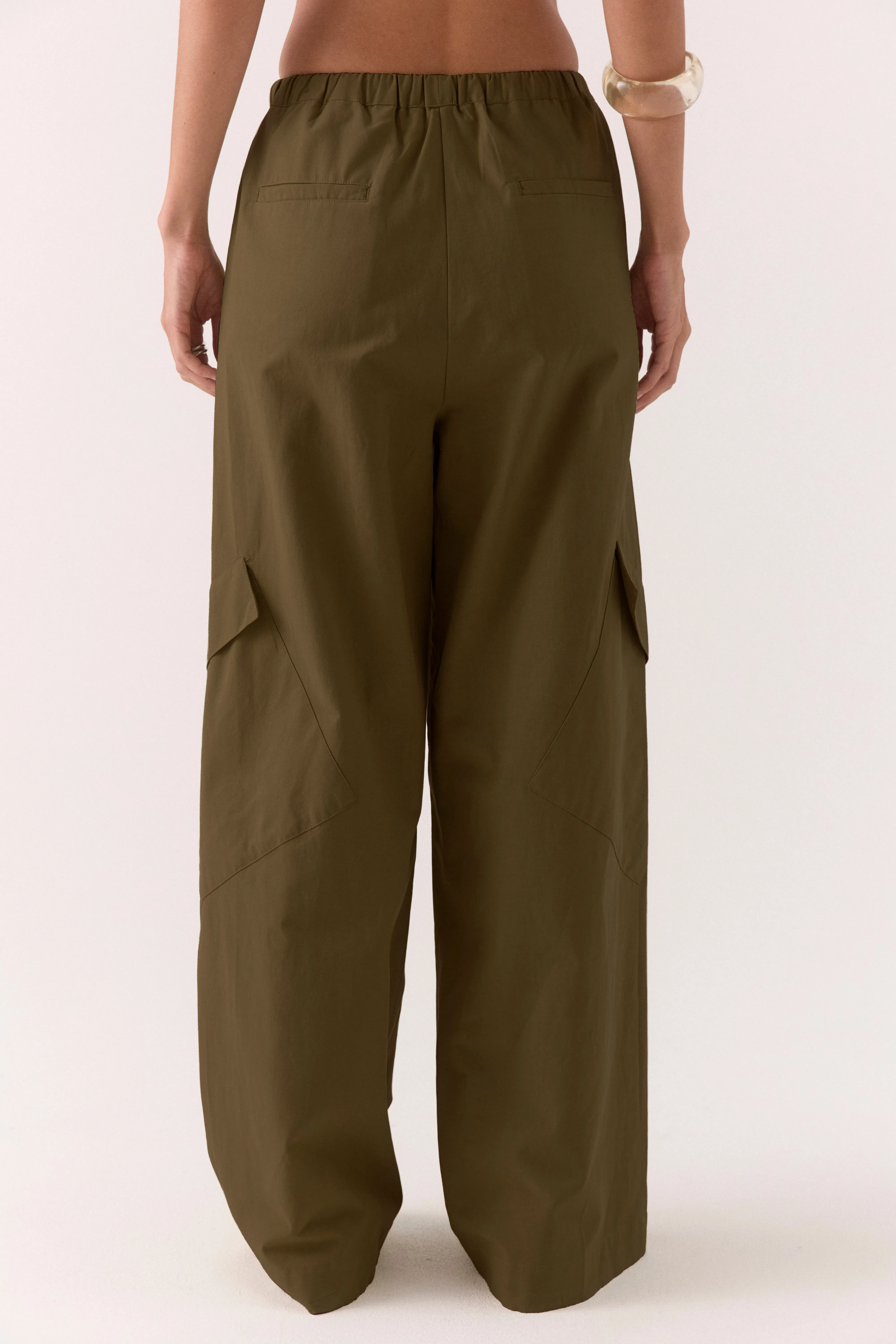 DEX PANT - OLIVE sold by SOVERE product image thumbnail 4