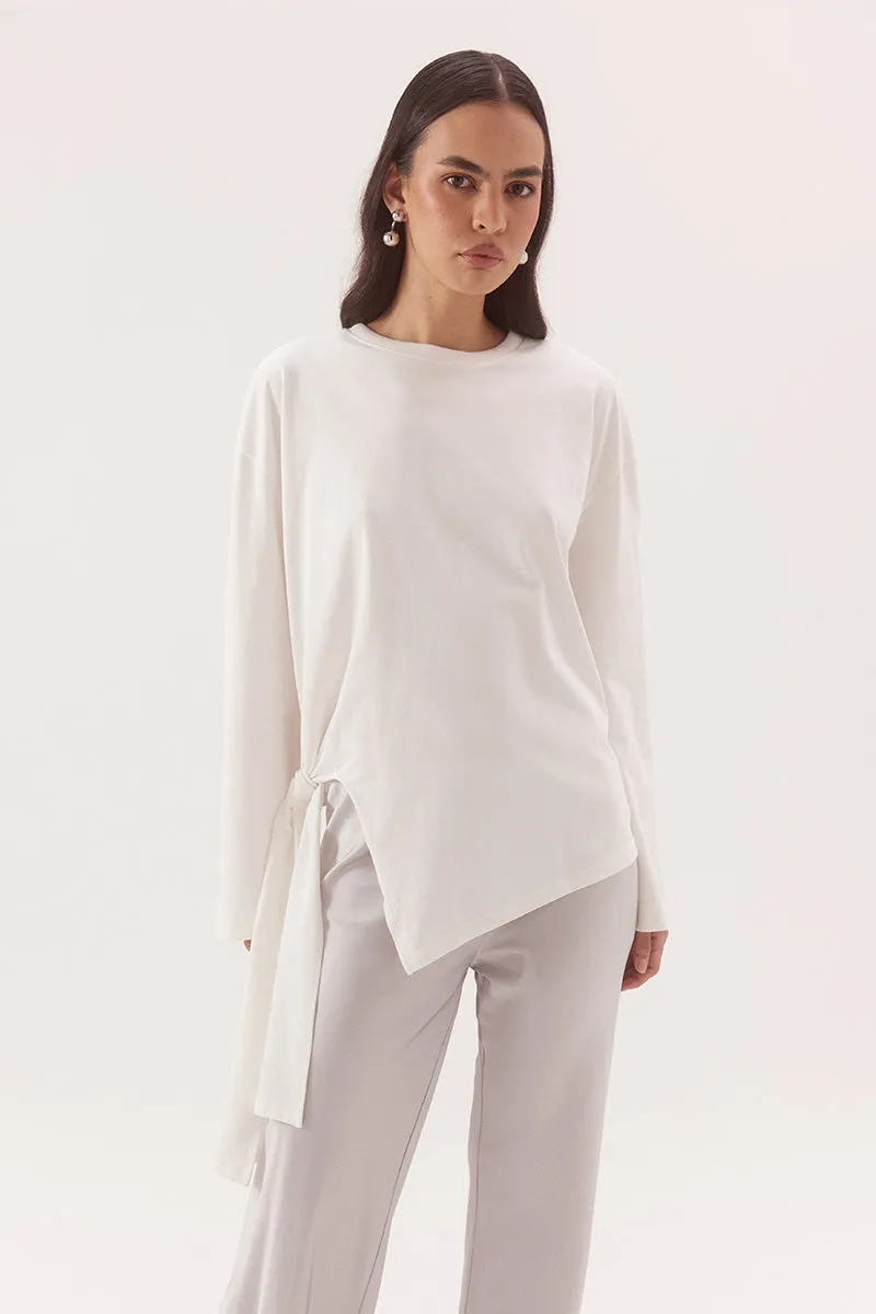 BLAKE LONGSLEEVE TEE - VANILLA sold by SOVERE product image thumbnail 2